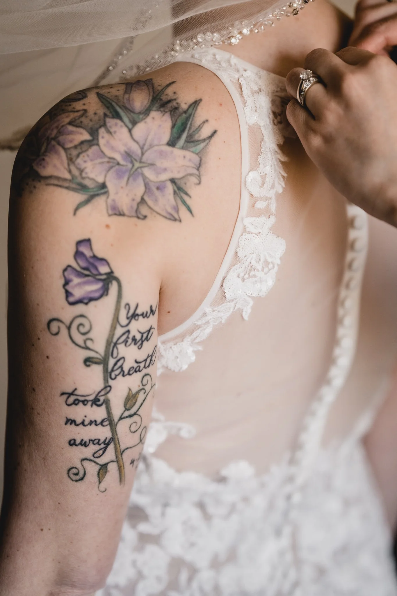 engle-olson-amanda-dwight-wedding-previews- (12 of 60).jpg