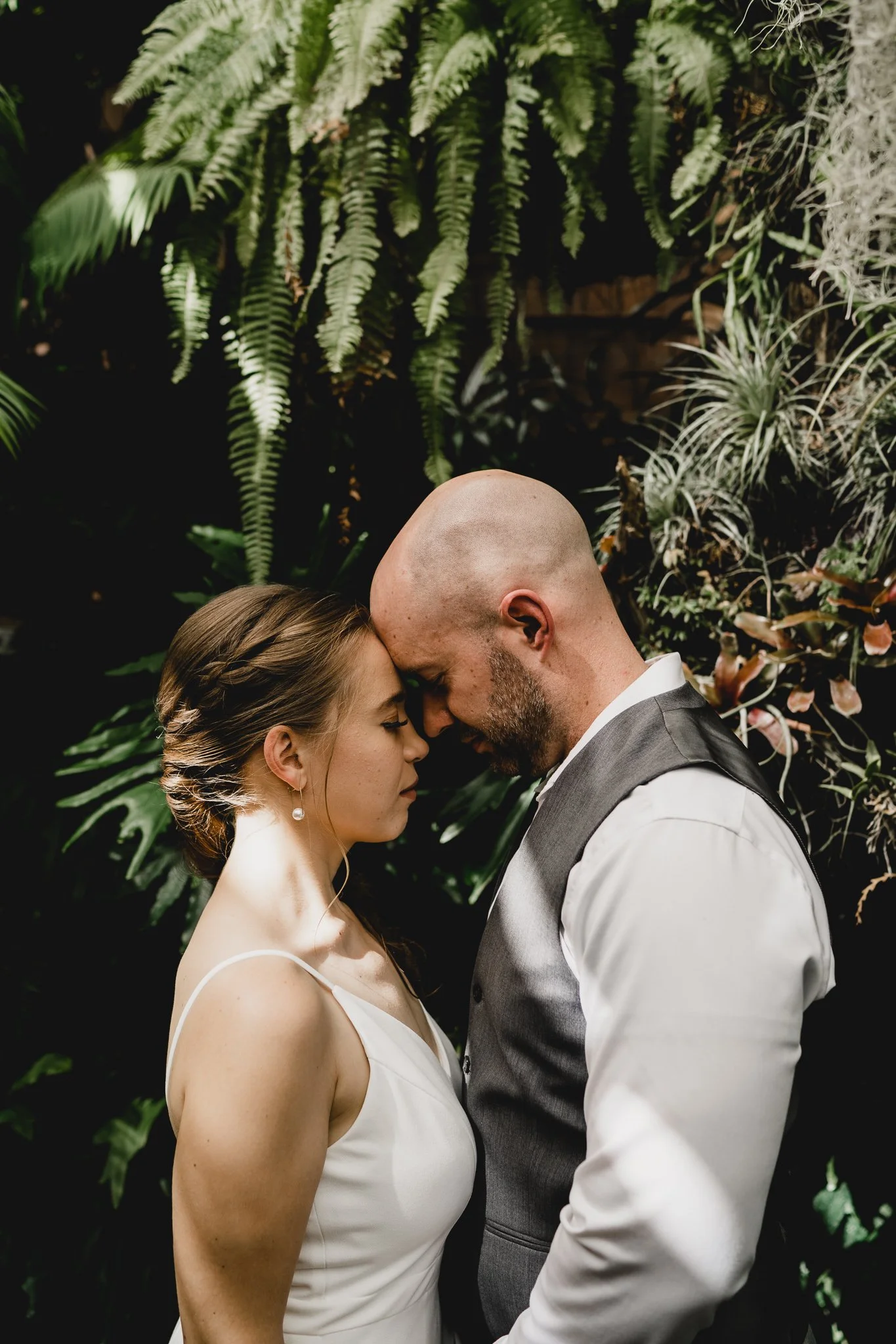 engle-olson-emily-jason-wedding-previews- (6 of 19).jpg