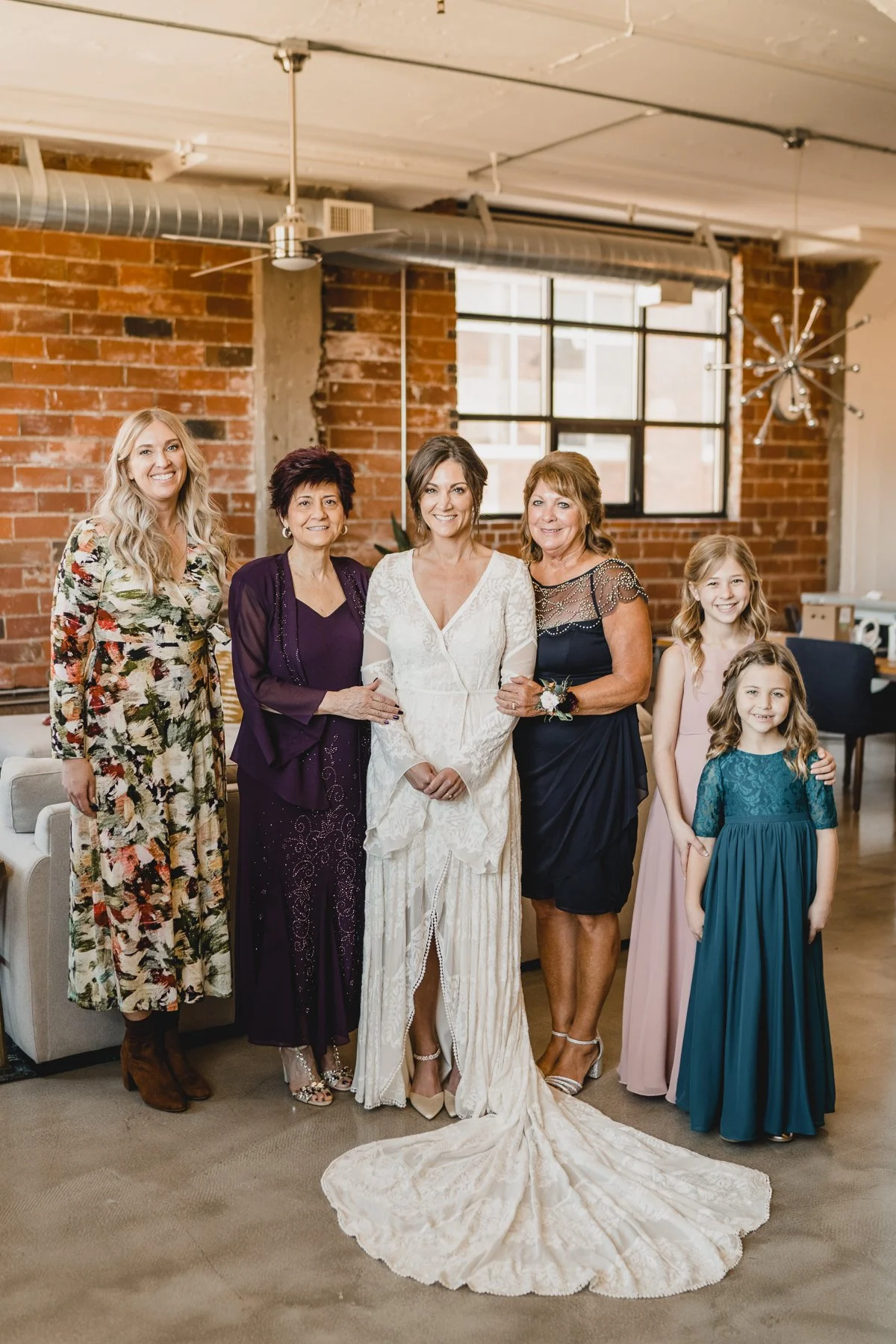 engle-olson-wedding-haley-joey-previews- (13 of 50).jpg