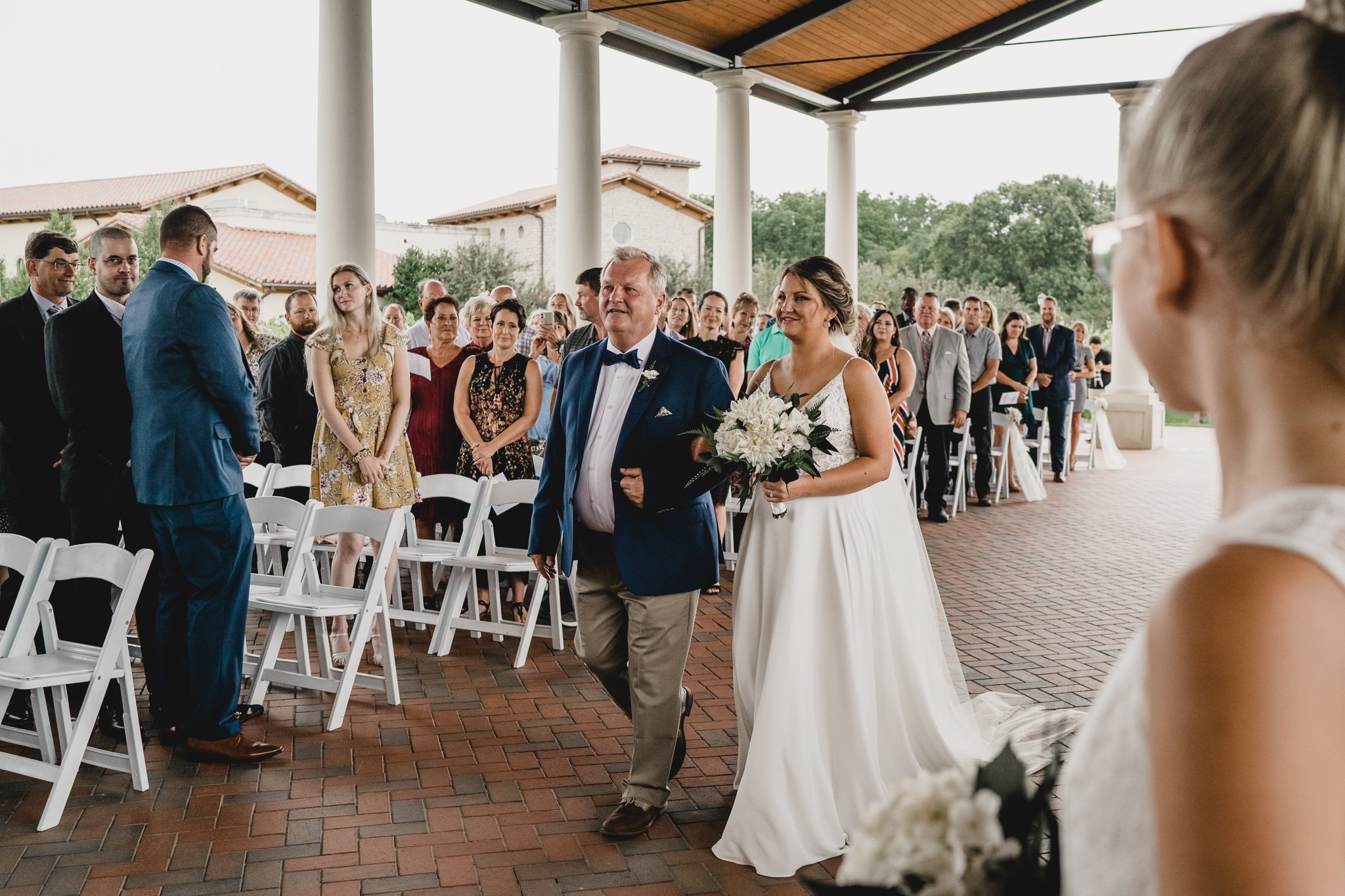 engle-olson-makena-trevor-wedding-previews- (32 of 45).jpg