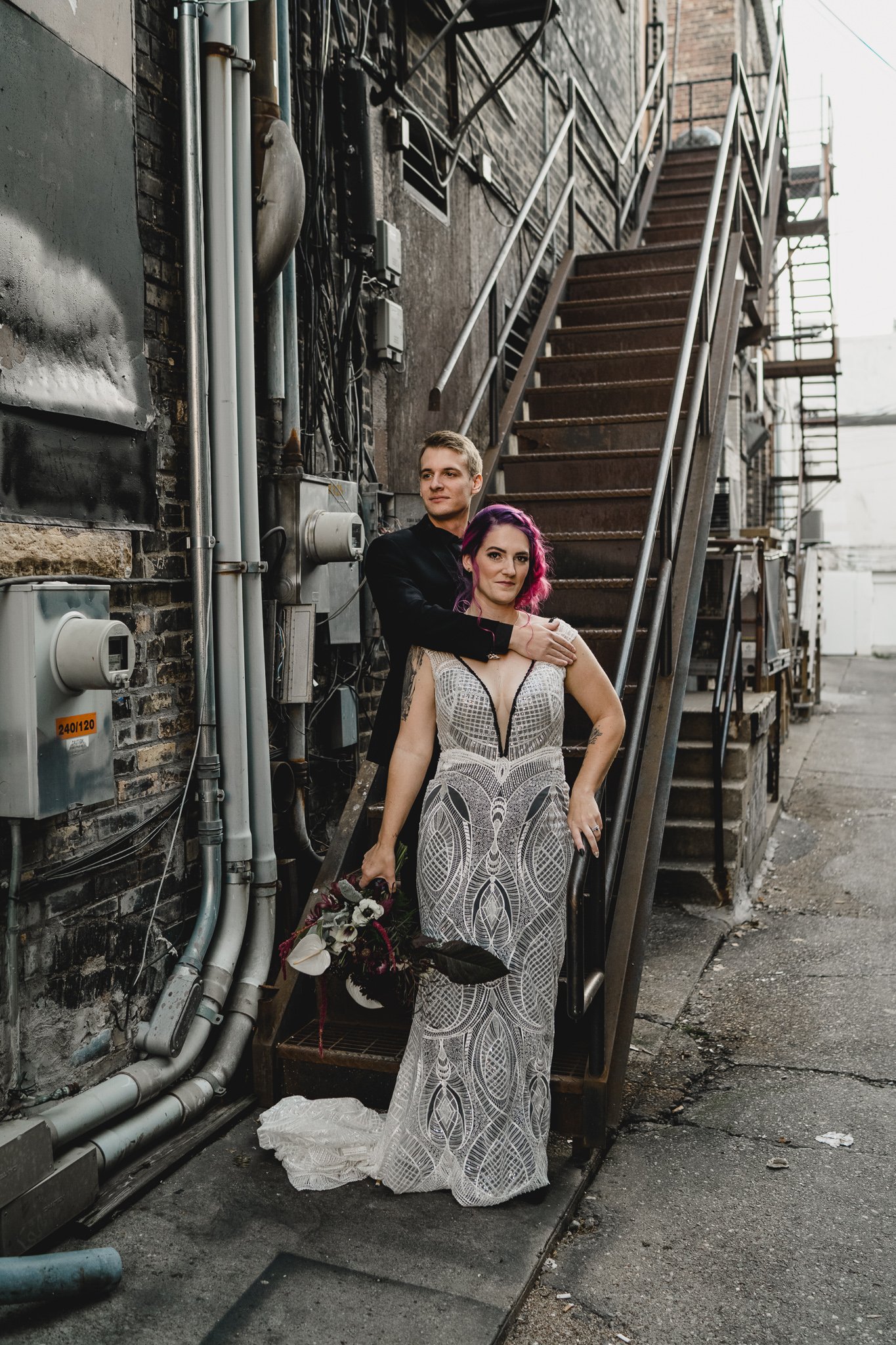 engle-olson-olivia-josh-wedding-previews- (10 of 39).jpg