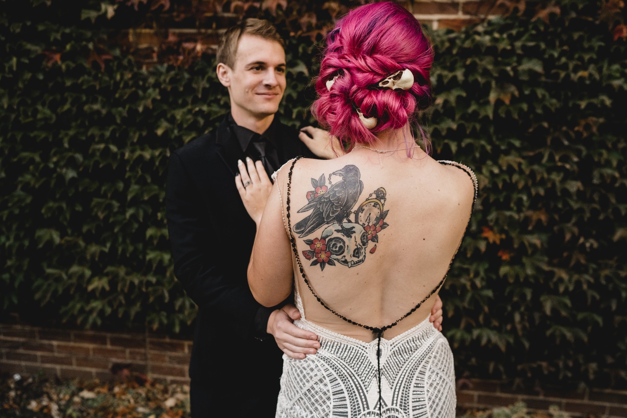 engle-olson-olivia-josh-wedding-previews- (27 of 39).jpg