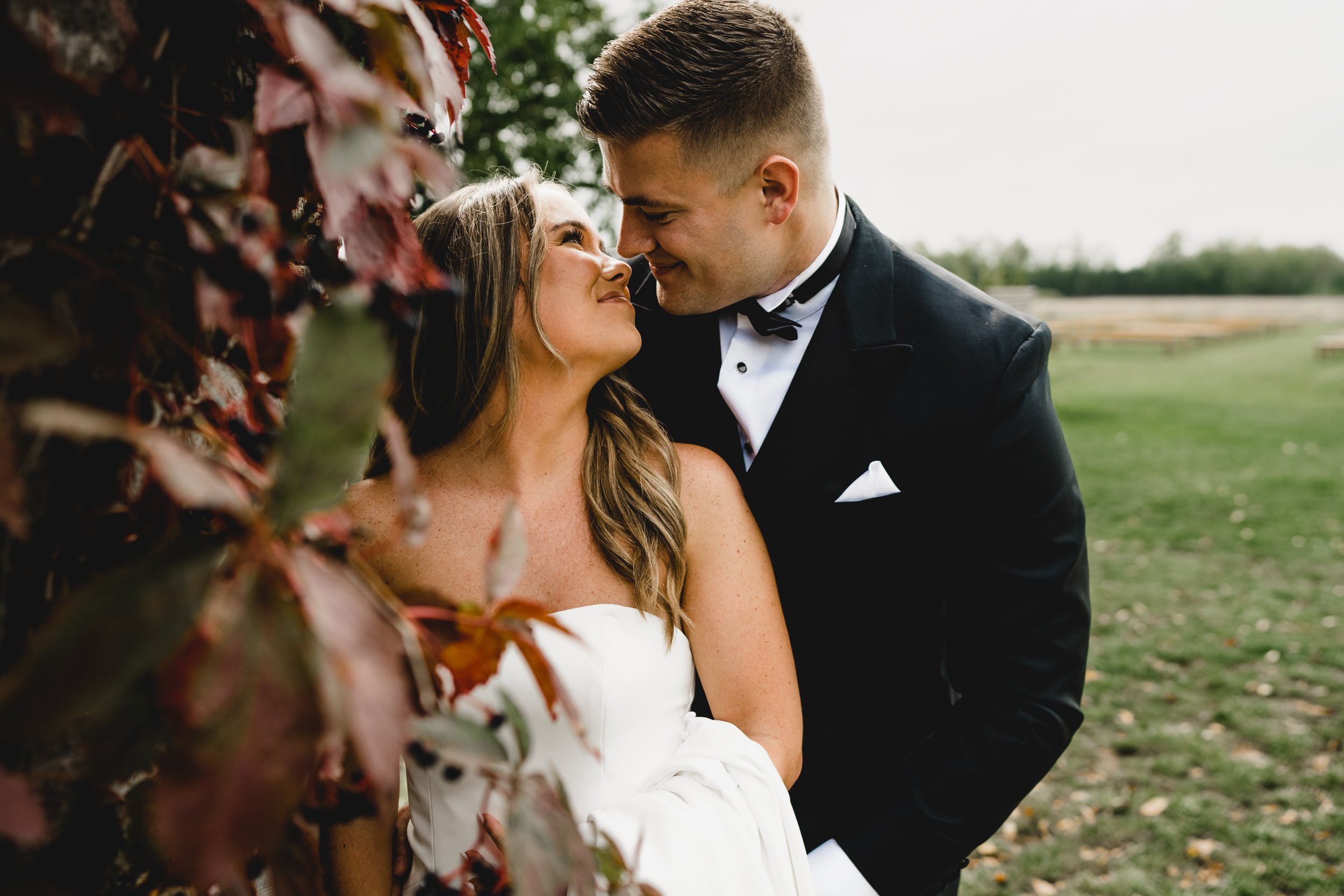 engle-olson-karlee-aarec-wedding-previews- (17 of 42).jpg