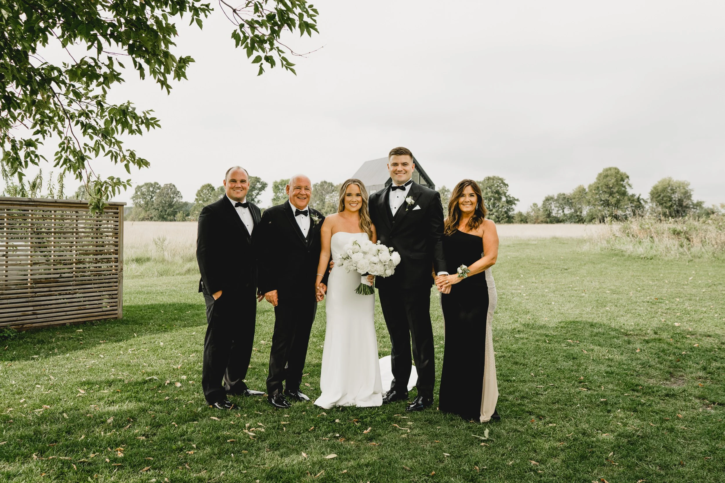 engle-olson-karlee-aarec-wedding-previews- (21 of 42).jpg