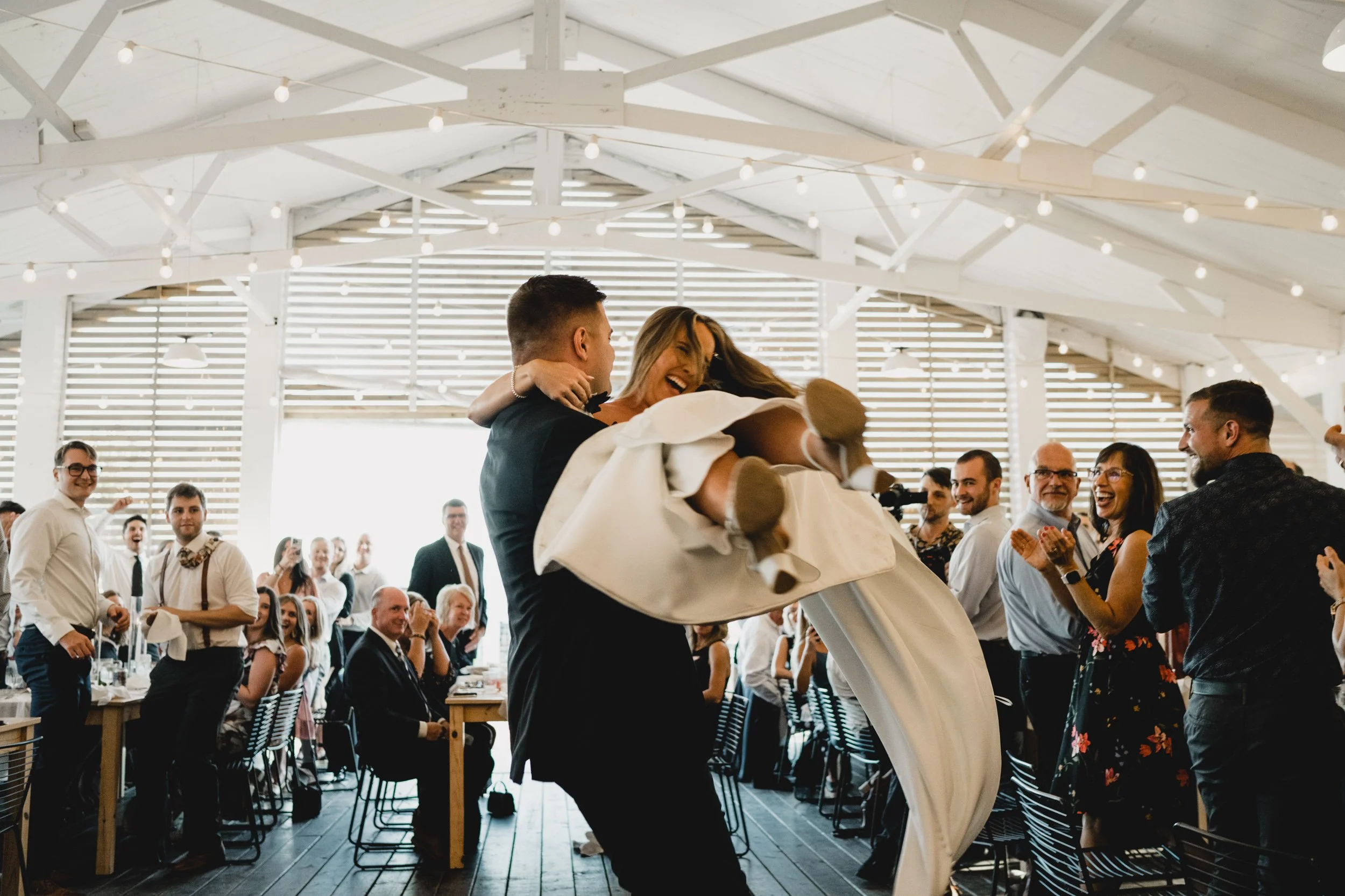 engle-olson-karlee-aarec-wedding-previews- (31 of 42).jpg