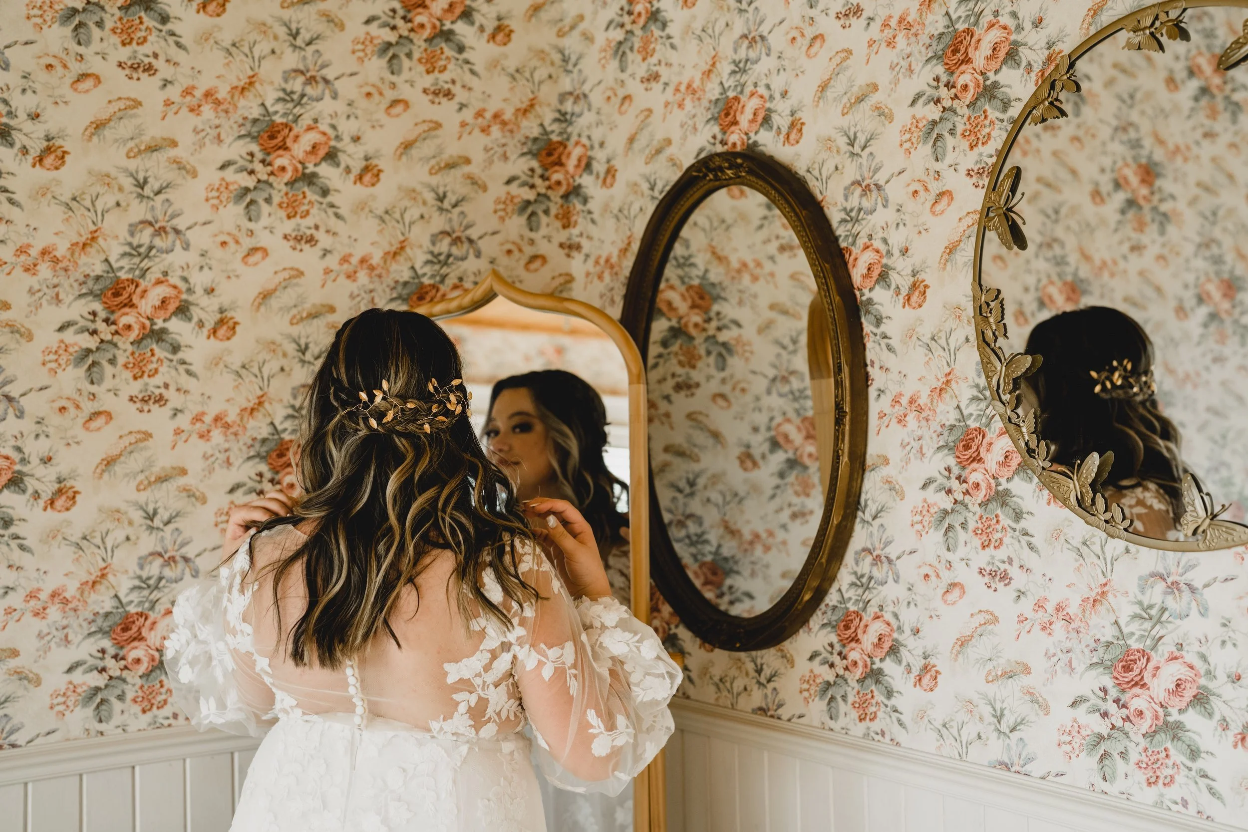 engle-olson-megan-alex-wedding-previews- (6 of 44).jpg