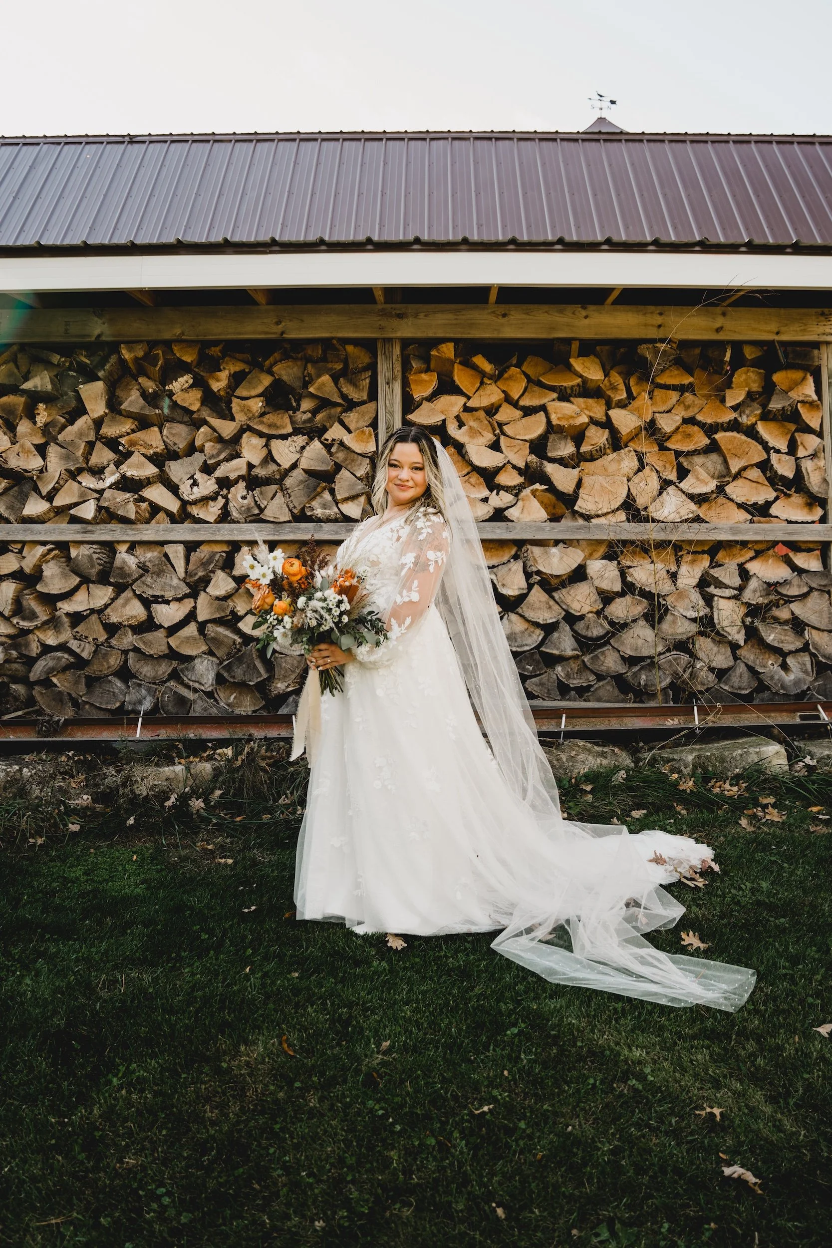 engle-olson-megan-alex-wedding-previews- (17 of 44).jpg