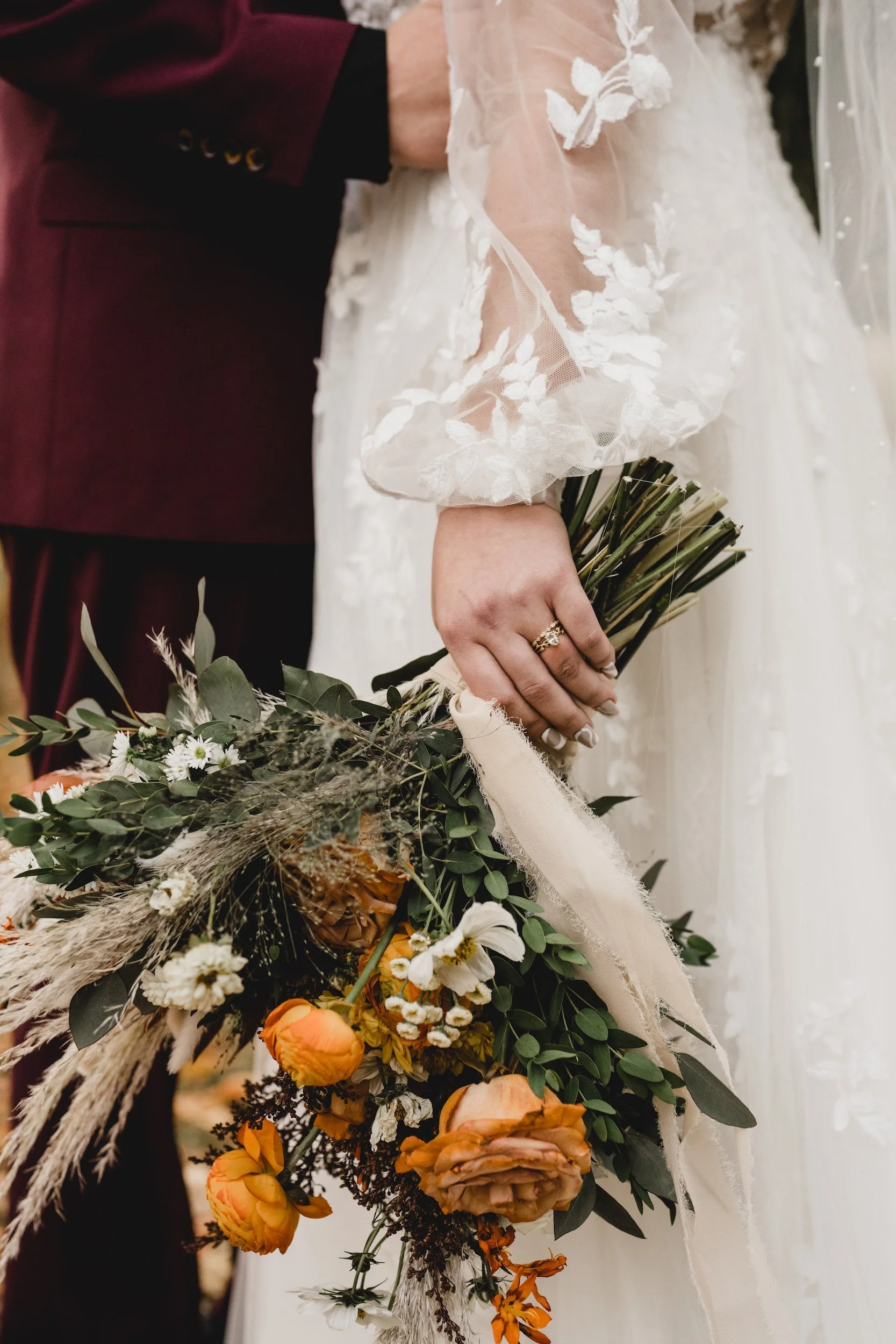 engle-olson-megan-alex-wedding-previews- (23 of 44).jpg