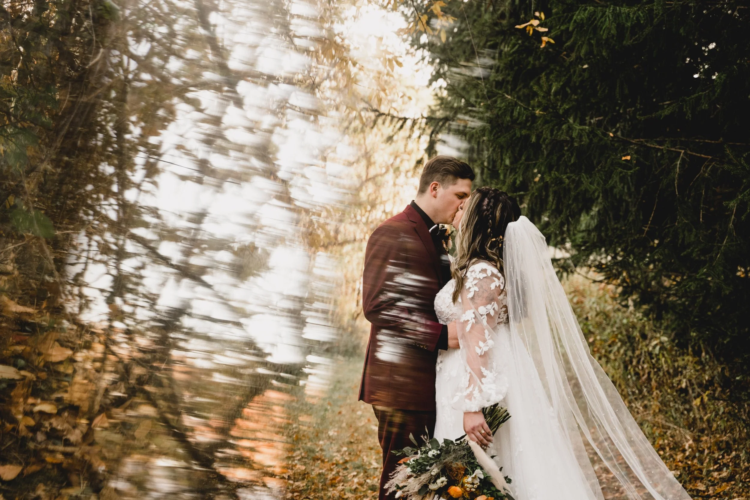 engle-olson-megan-alex-wedding-previews- (24 of 44).jpg