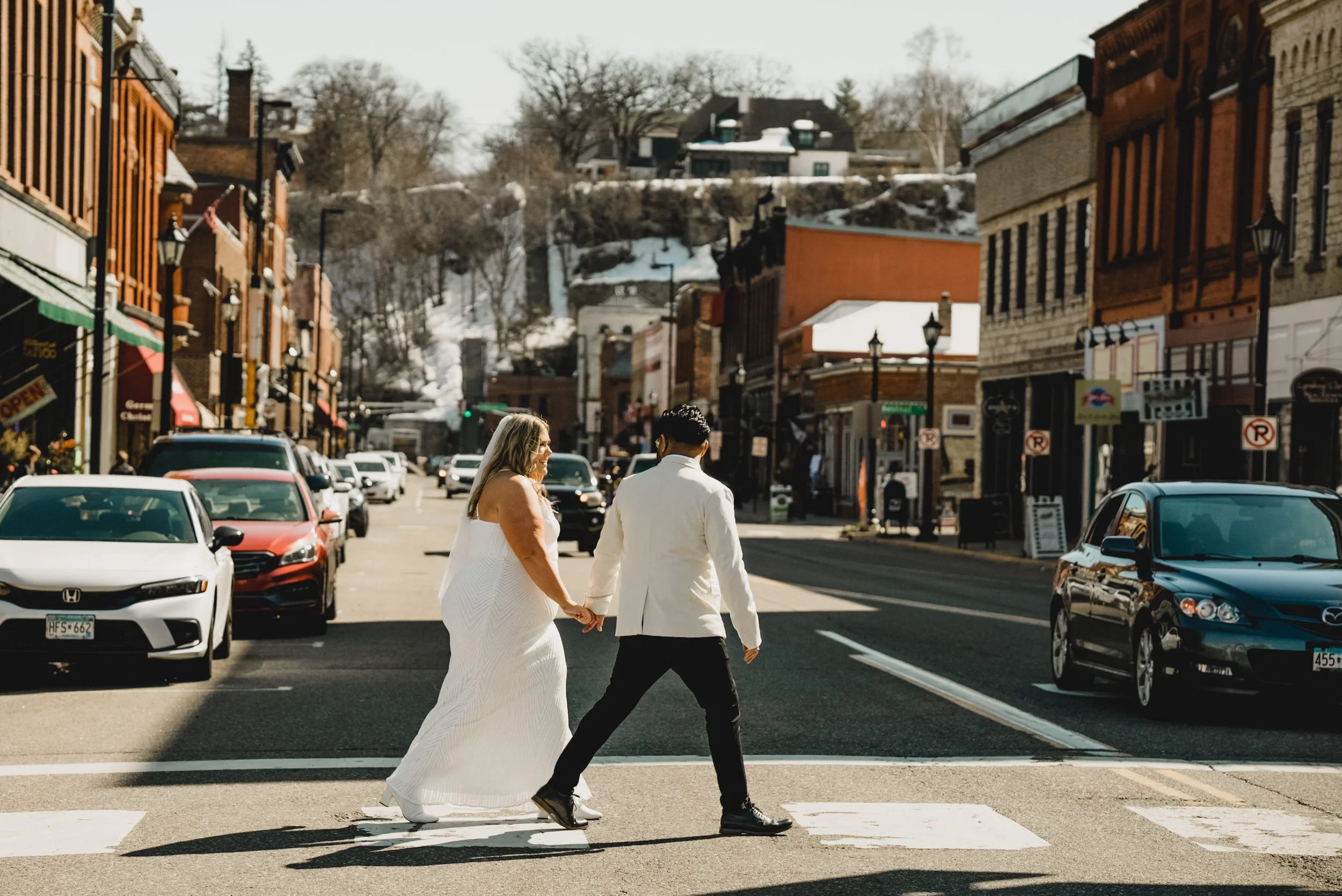 engle-olson-ali-jay-wedding-previews- (1 of 14).jpg