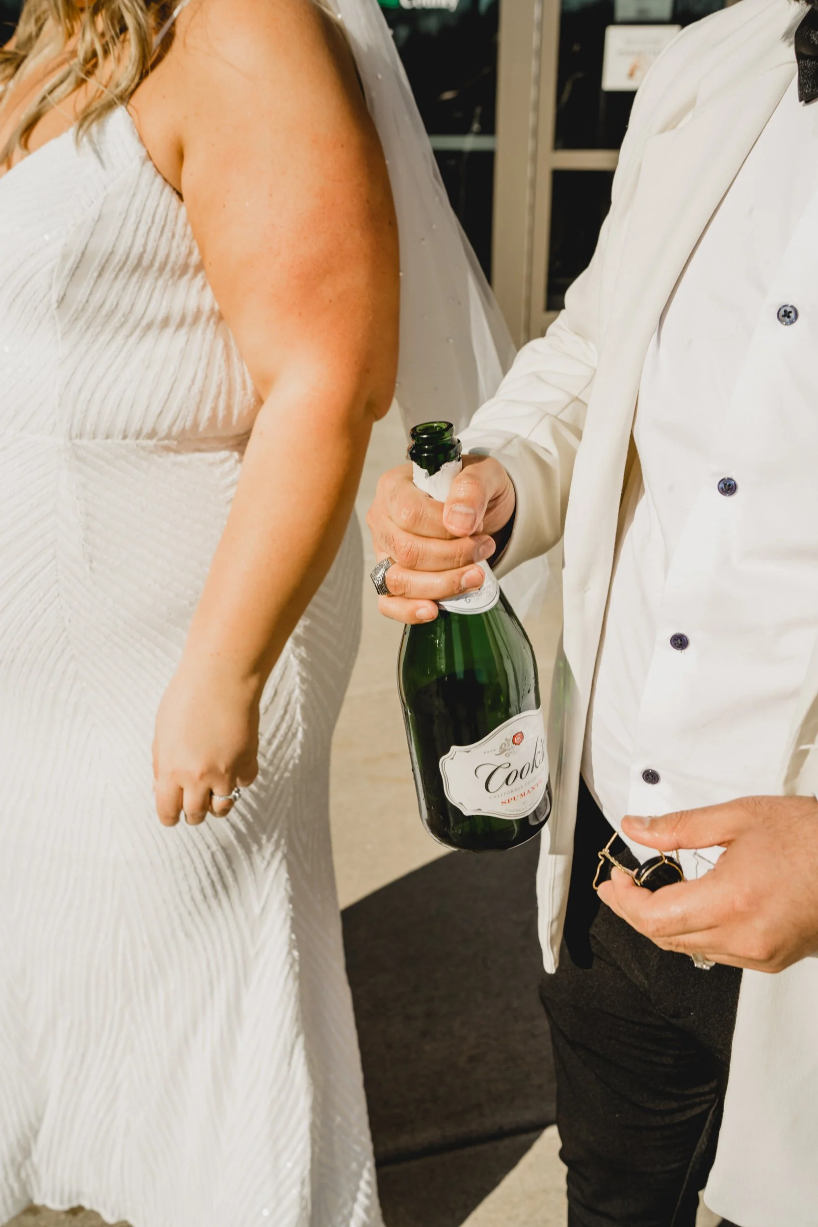 engle-olson-ali-jay-wedding-courthouse-portraits- (41 of 41).jpg