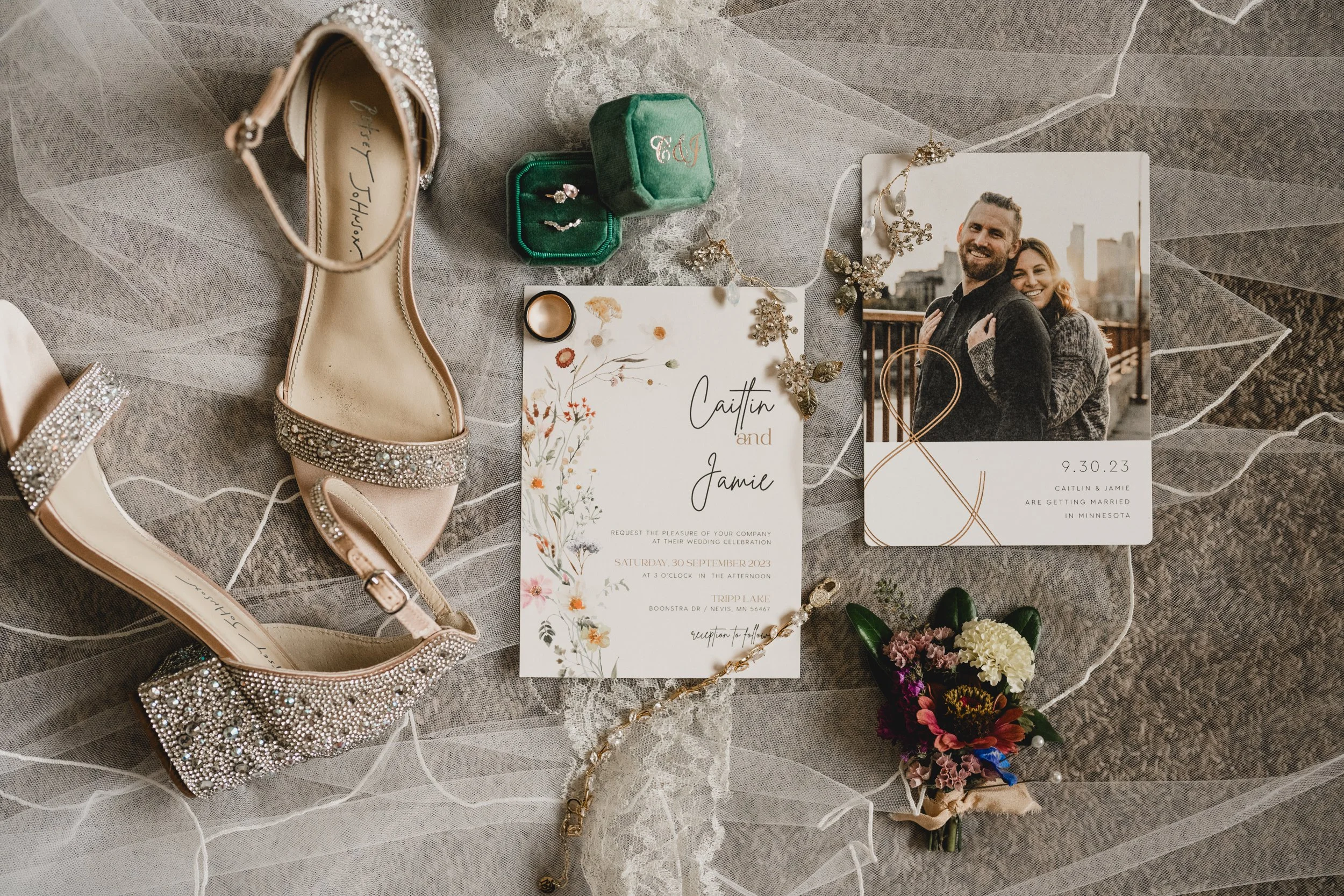 engle-olson-caitilin-jamie-wedding-previews- (3 of 54).jpg