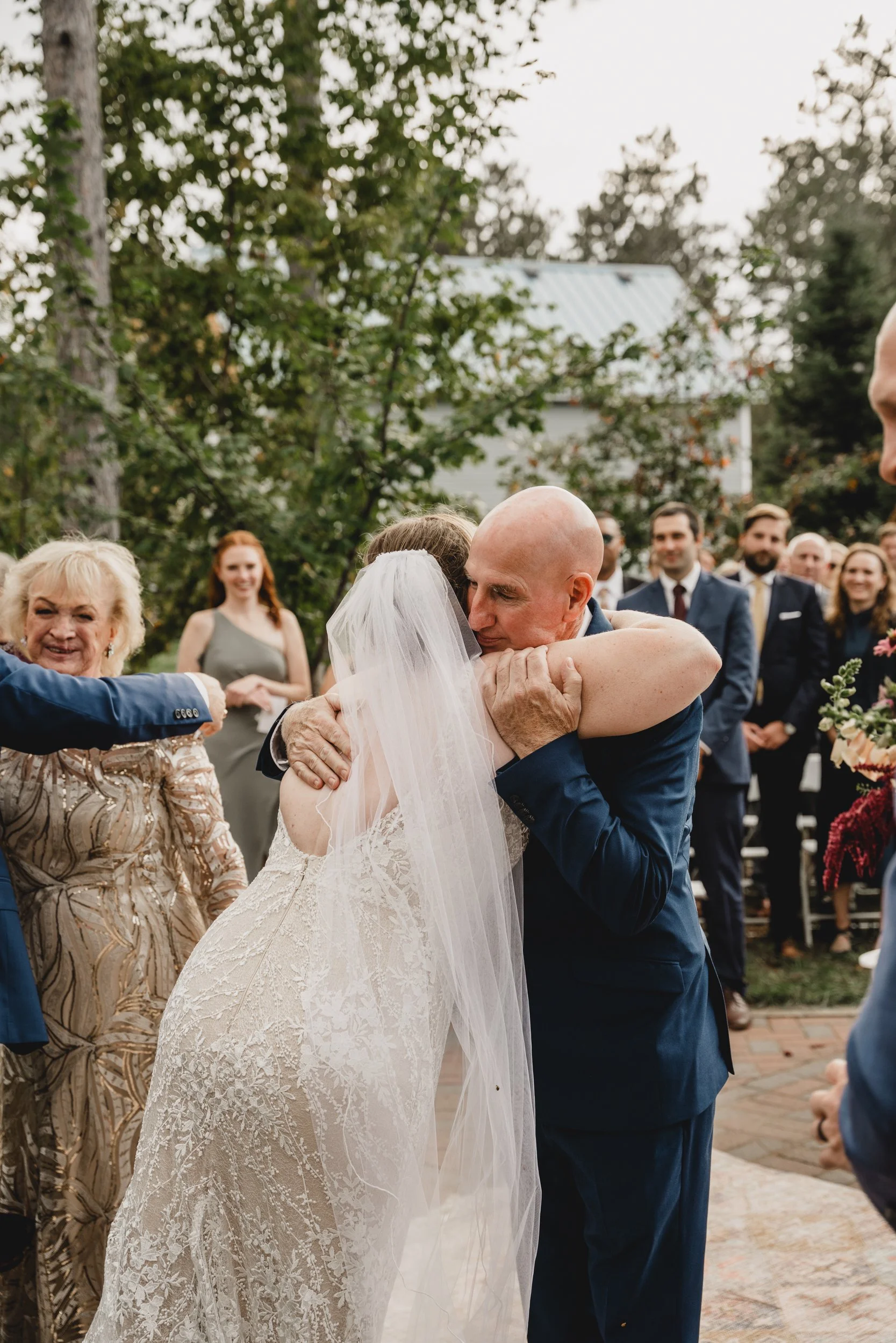 engle-olson-caitilin-jamie-wedding-previews- (29 of 54).jpg