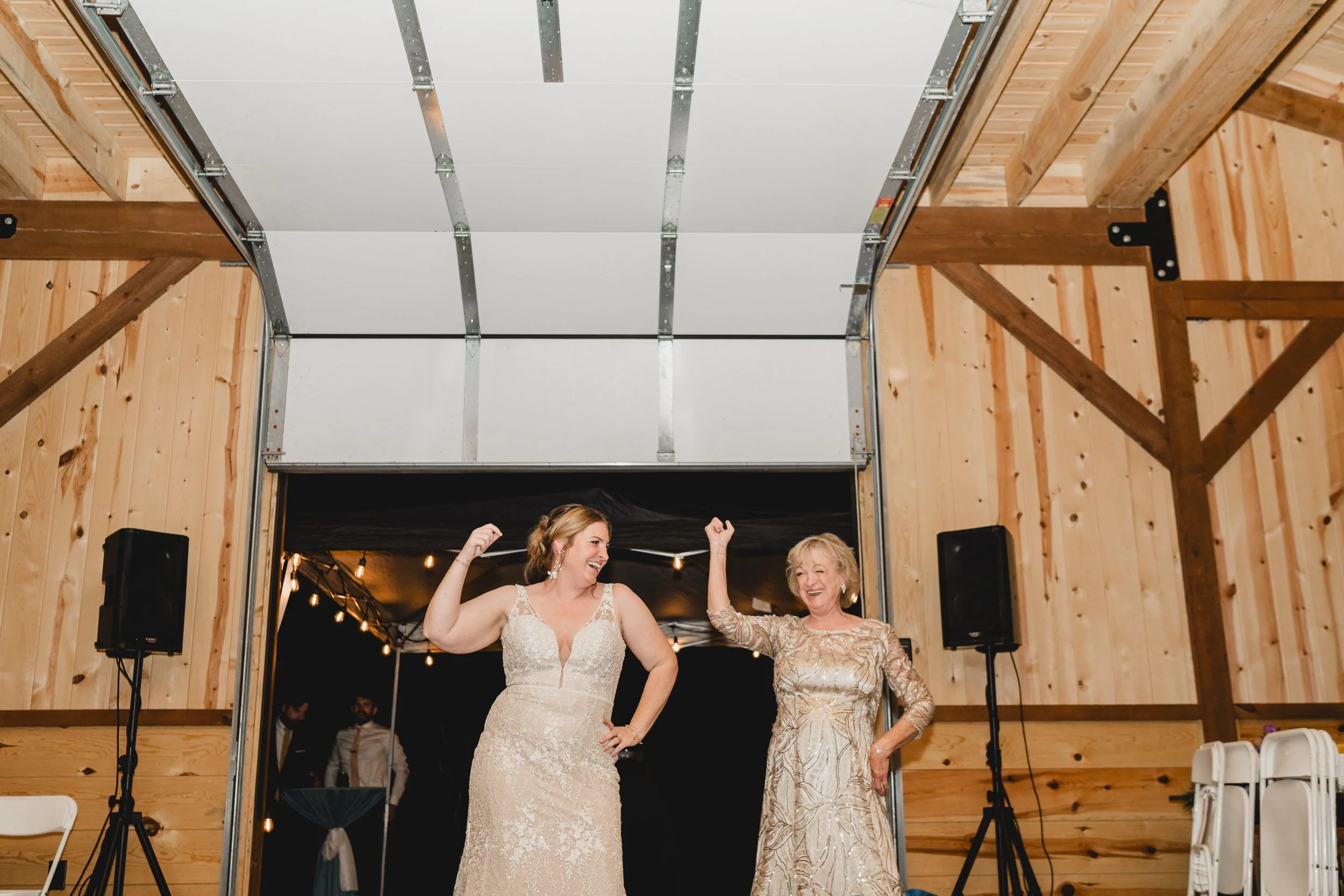 engle-olson-caitilin-jamie-wedding-previews- (50 of 54).jpg