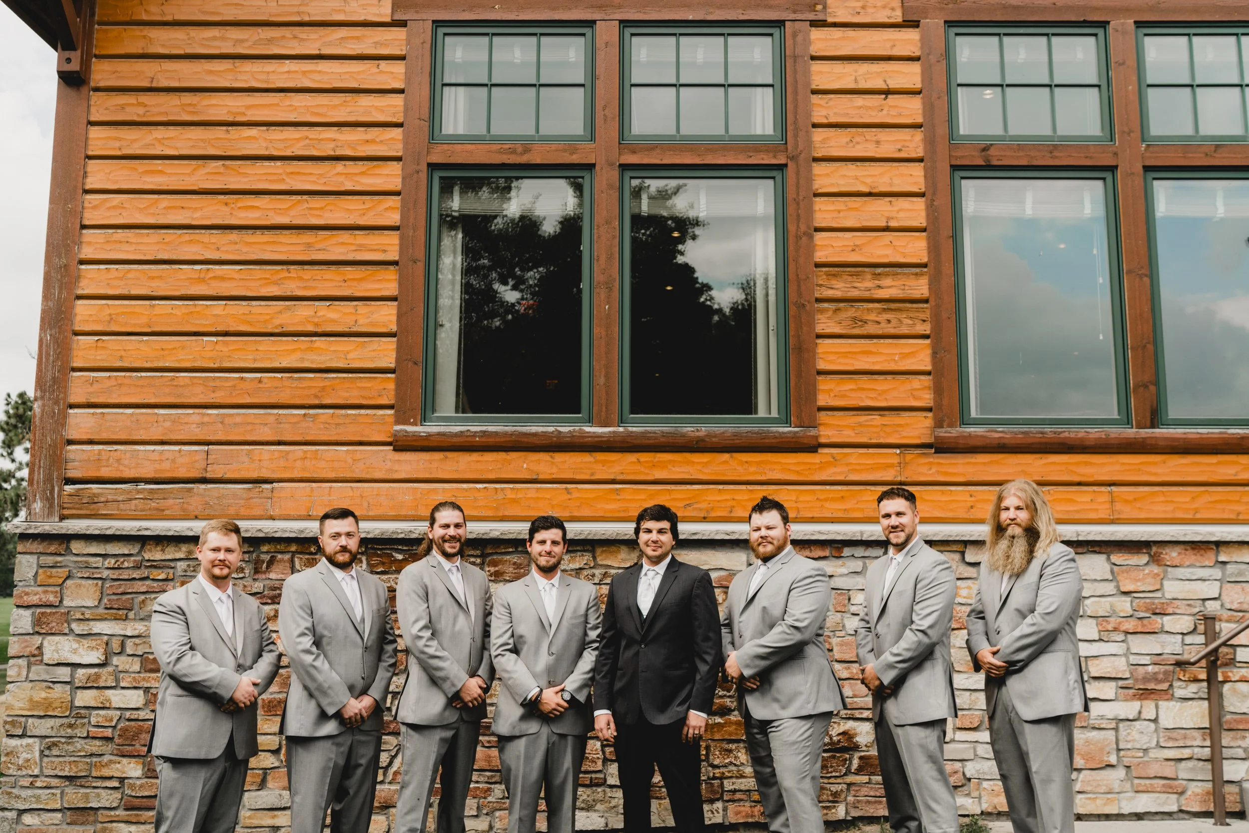 engle-olson-hannah-scott-wedding-previews- (22 of 49).jpg