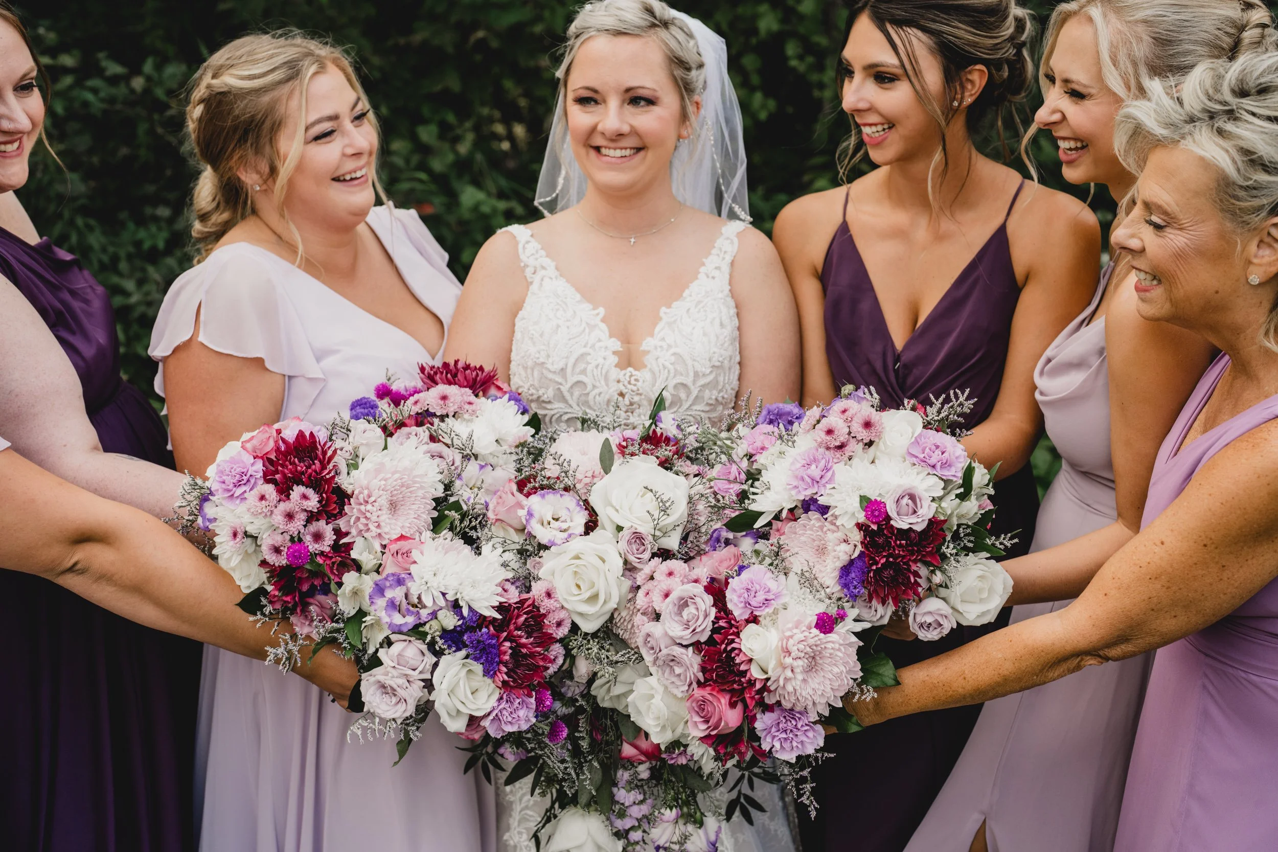 engle-olson-hannah-scott-wedding-previews- (27 of 49).jpg