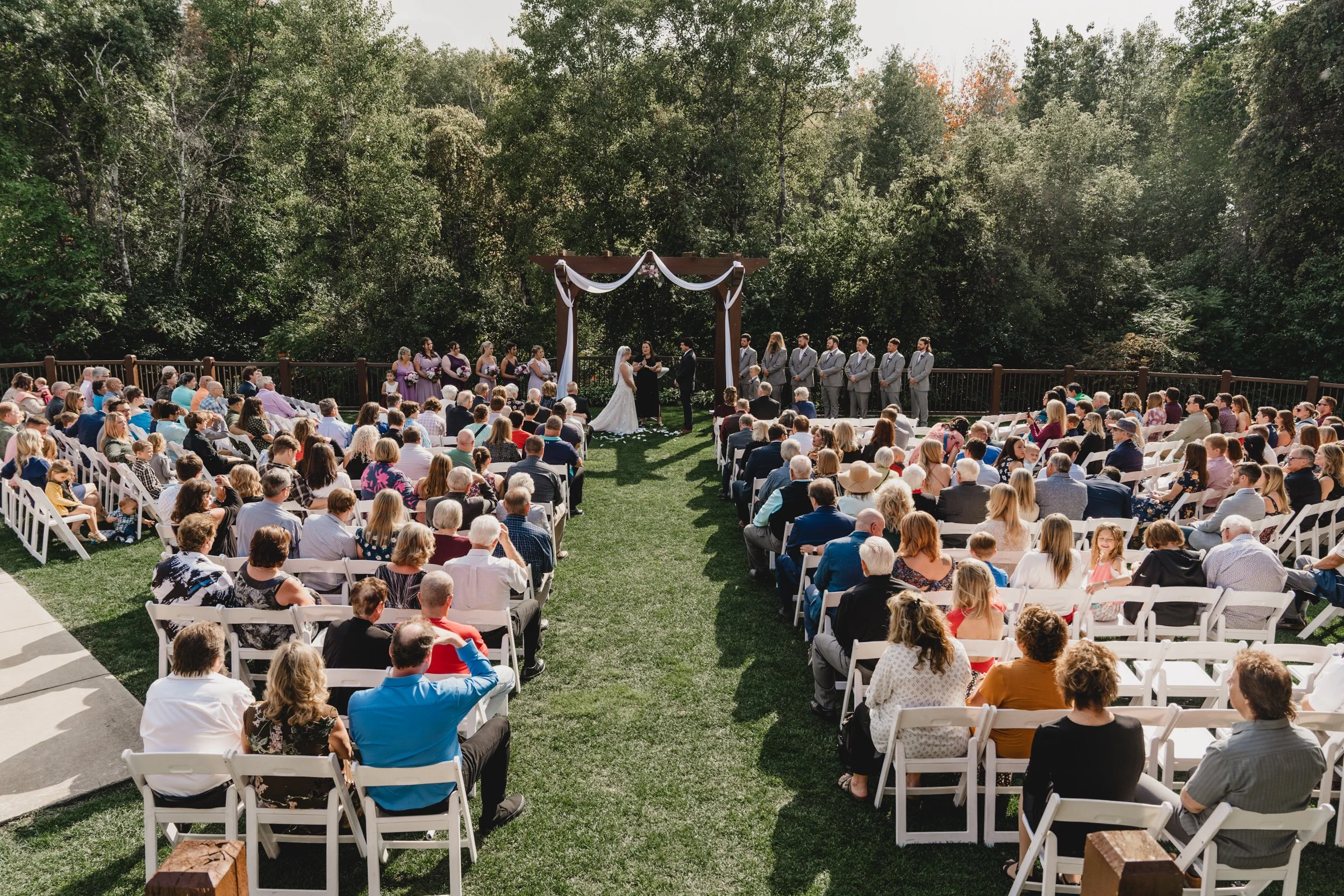 engle-olson-hannah-scott-wedding-previews- (32 of 49).jpg