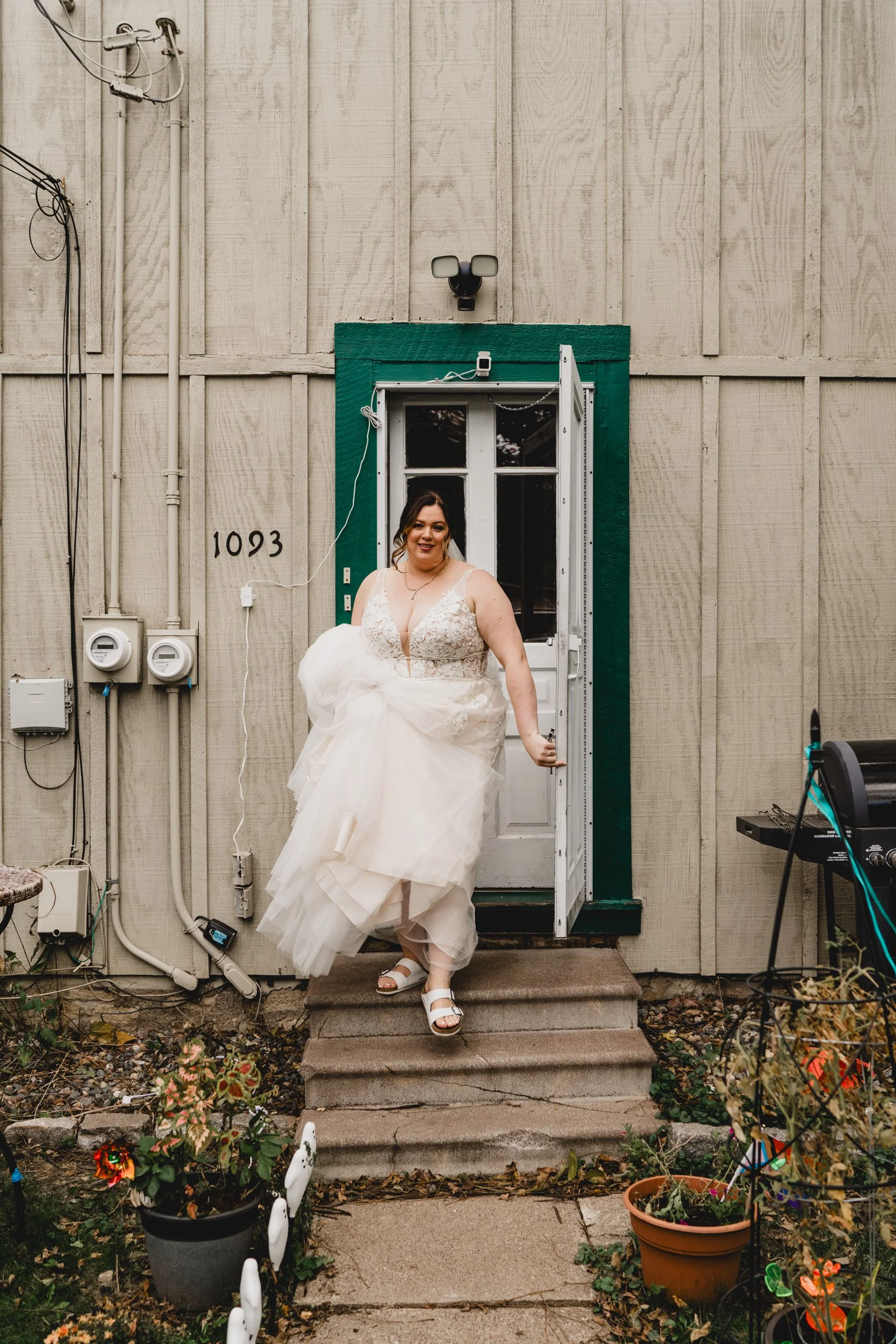 engle-olson-kayla-eric-wedding-previews- (14 of 54).jpg