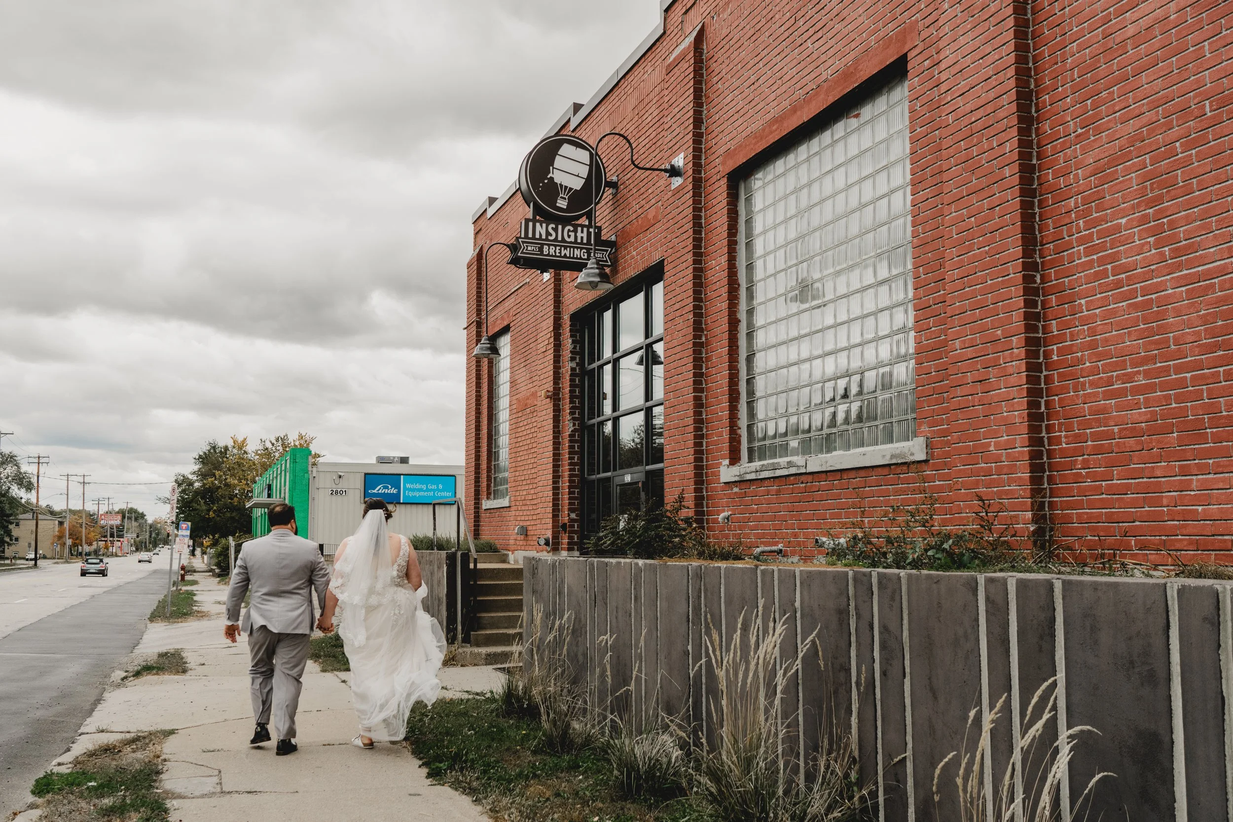 engle-olson-kayla-eric-wedding-previews- (21 of 54).jpg