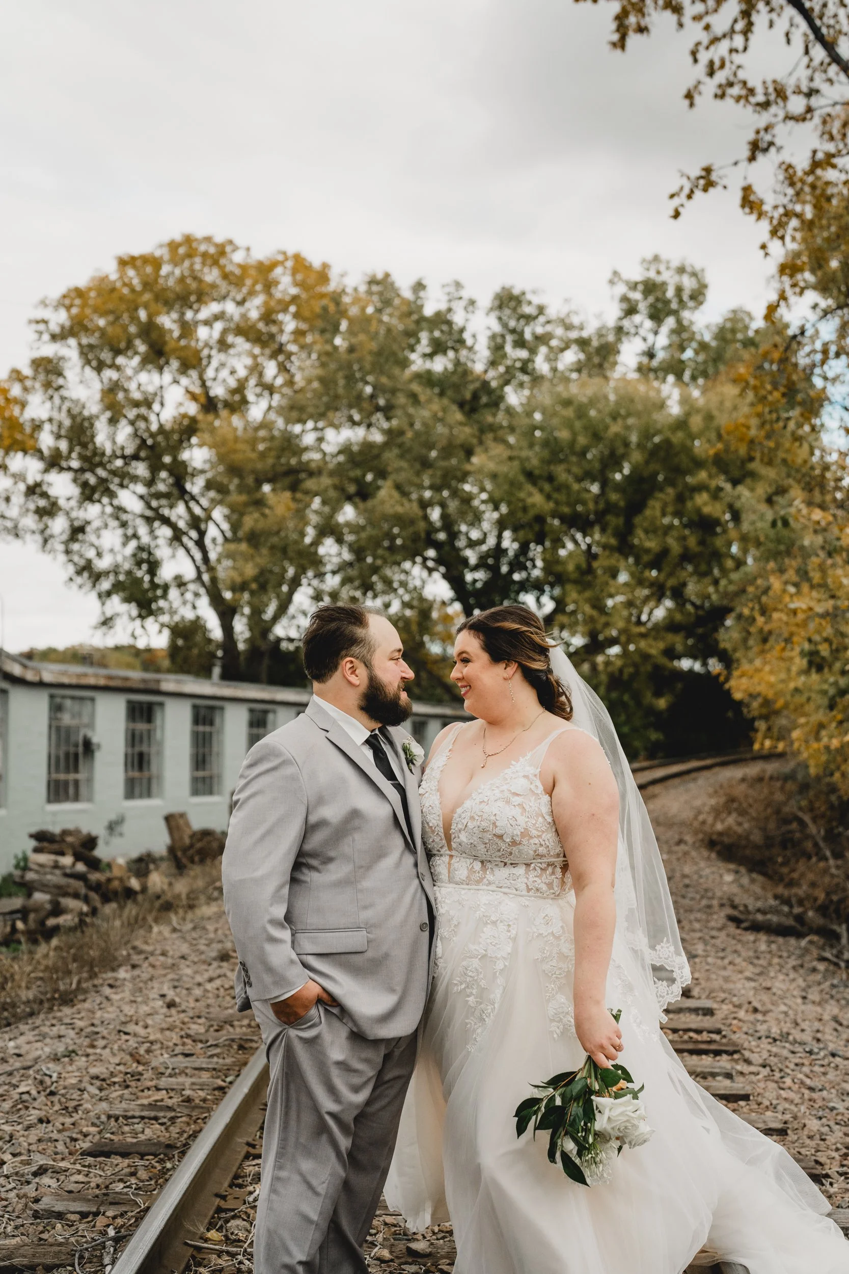 engle-olson-kayla-eric-wedding-previews- (39 of 54).jpg