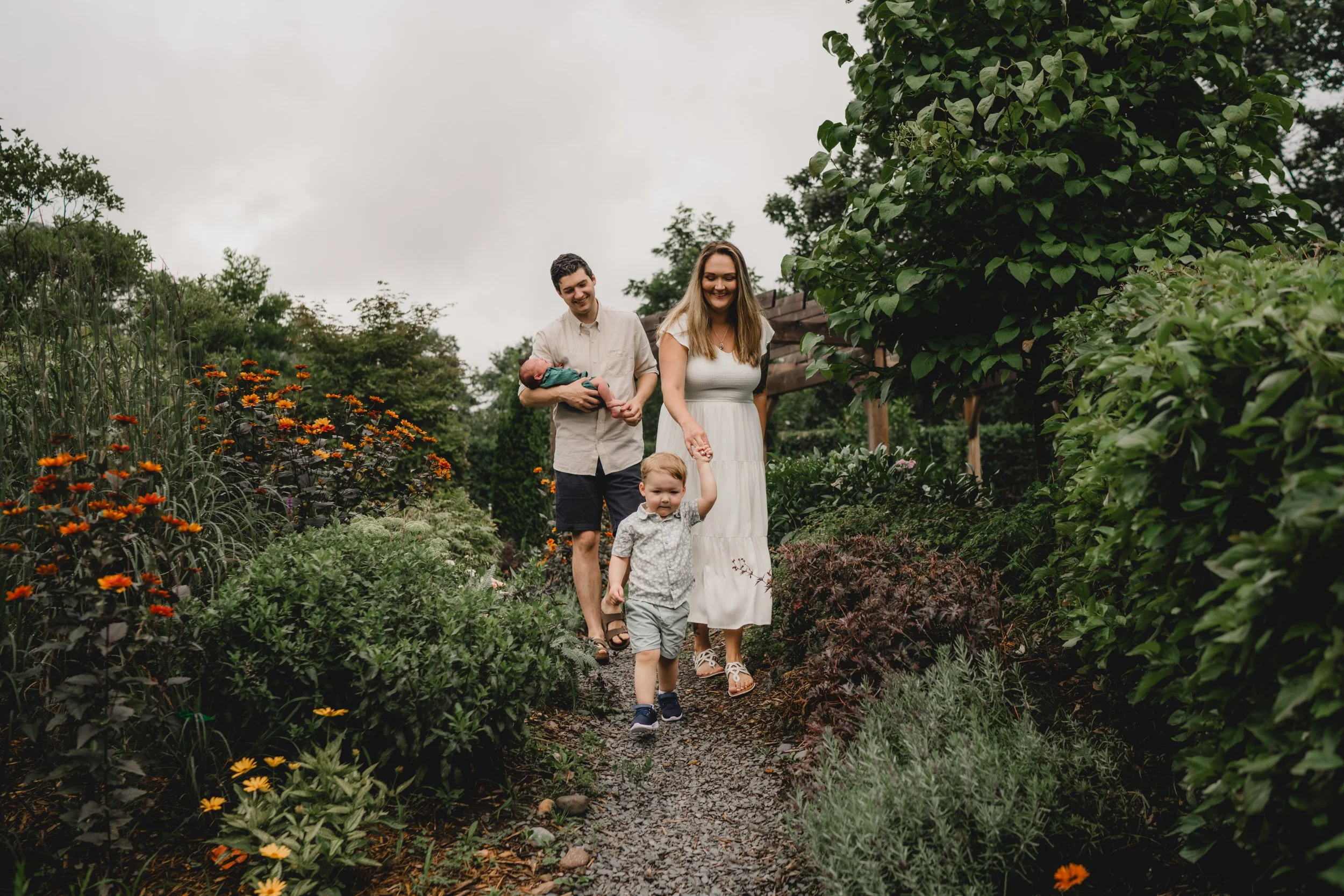 engle-olson-Terleski-Family-session-previews- (13 of 21).jpg