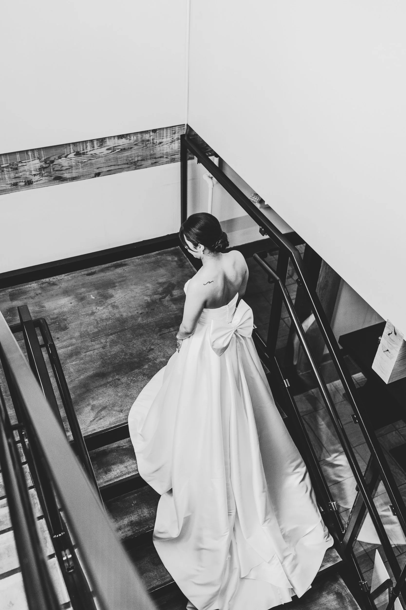 engle-olson-ana-dylan-saint-paul-wedding-previews (5 of 52).jpg