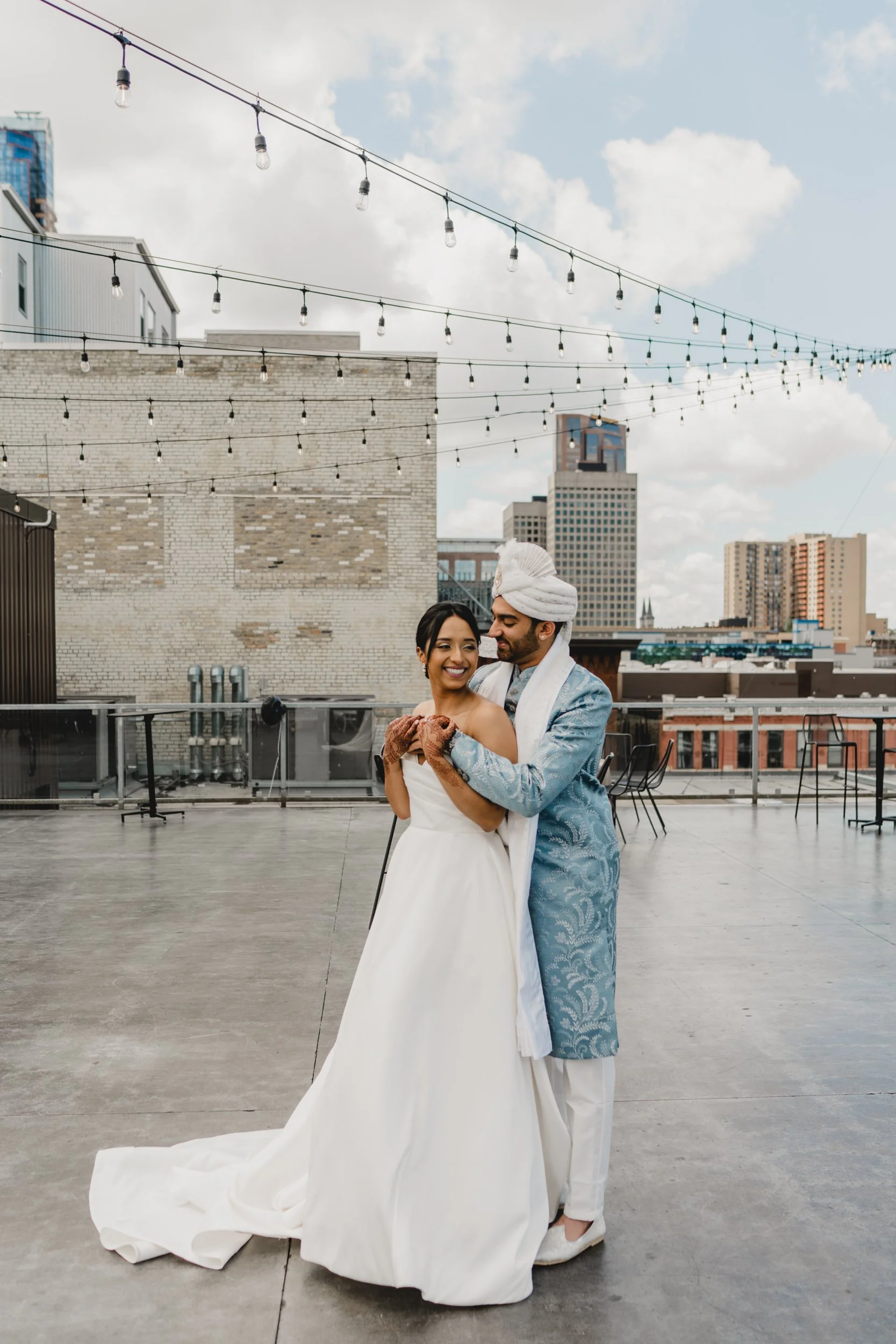 engle-olson-ana-dylan-saint-paul-wedding-previews (14 of 52).jpg