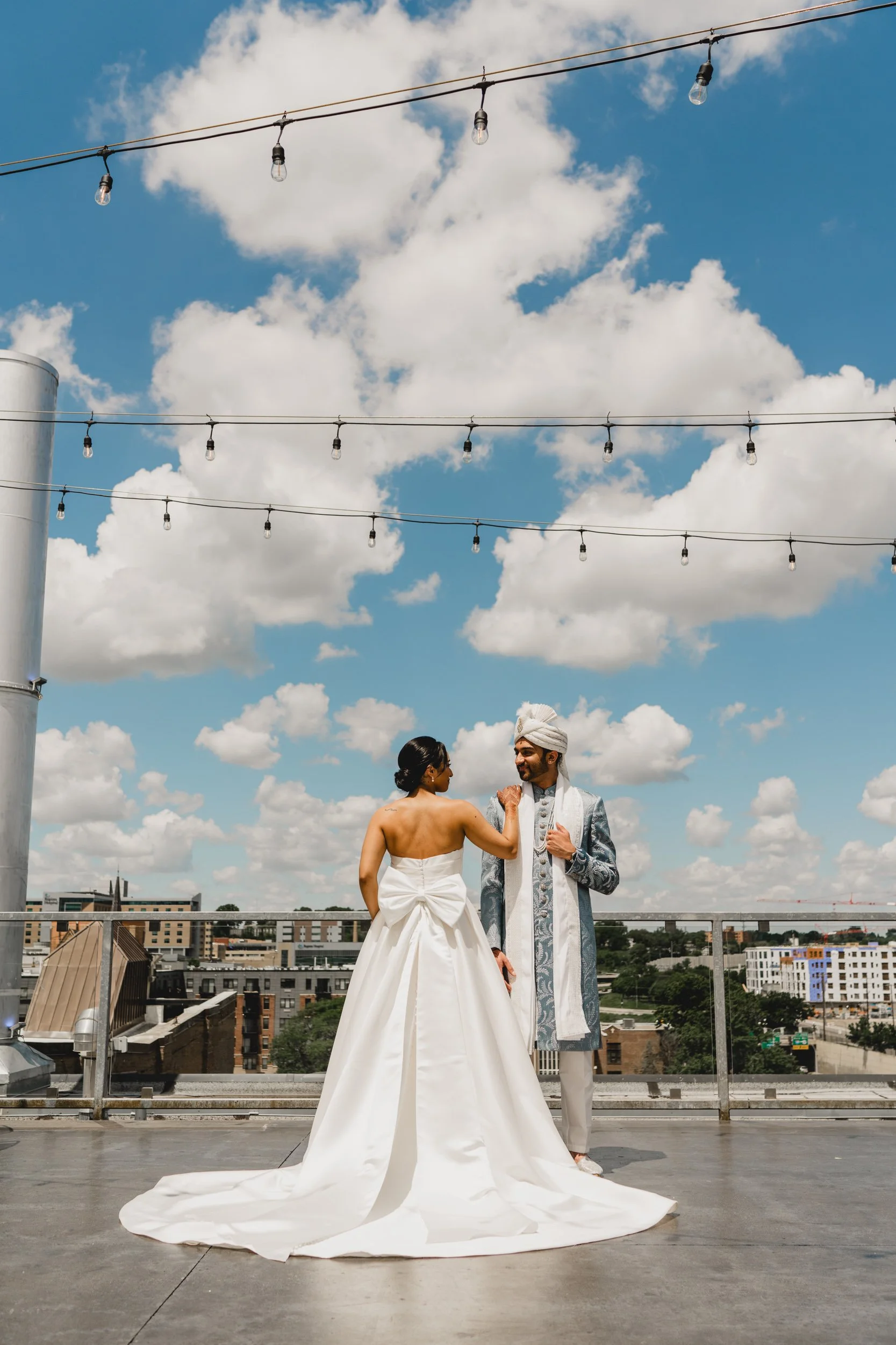 engle-olson-ana-dylan-saint-paul-wedding-previews (16 of 52).jpg