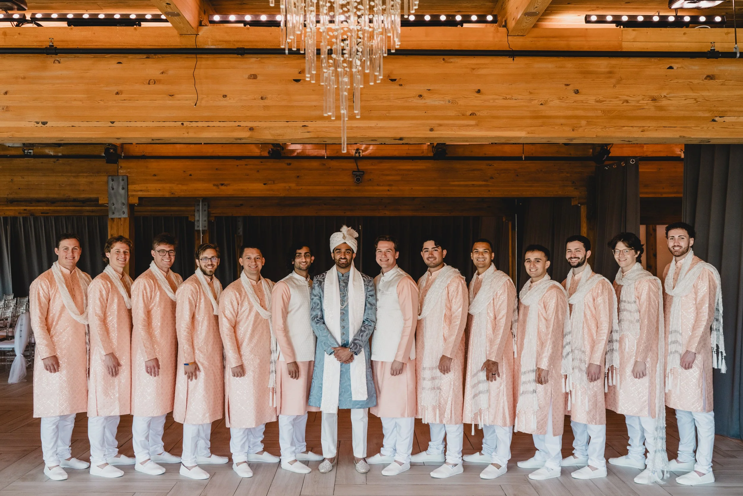 engle-olson-ana-dylan-saint-paul-wedding-previews (21 of 52).jpg