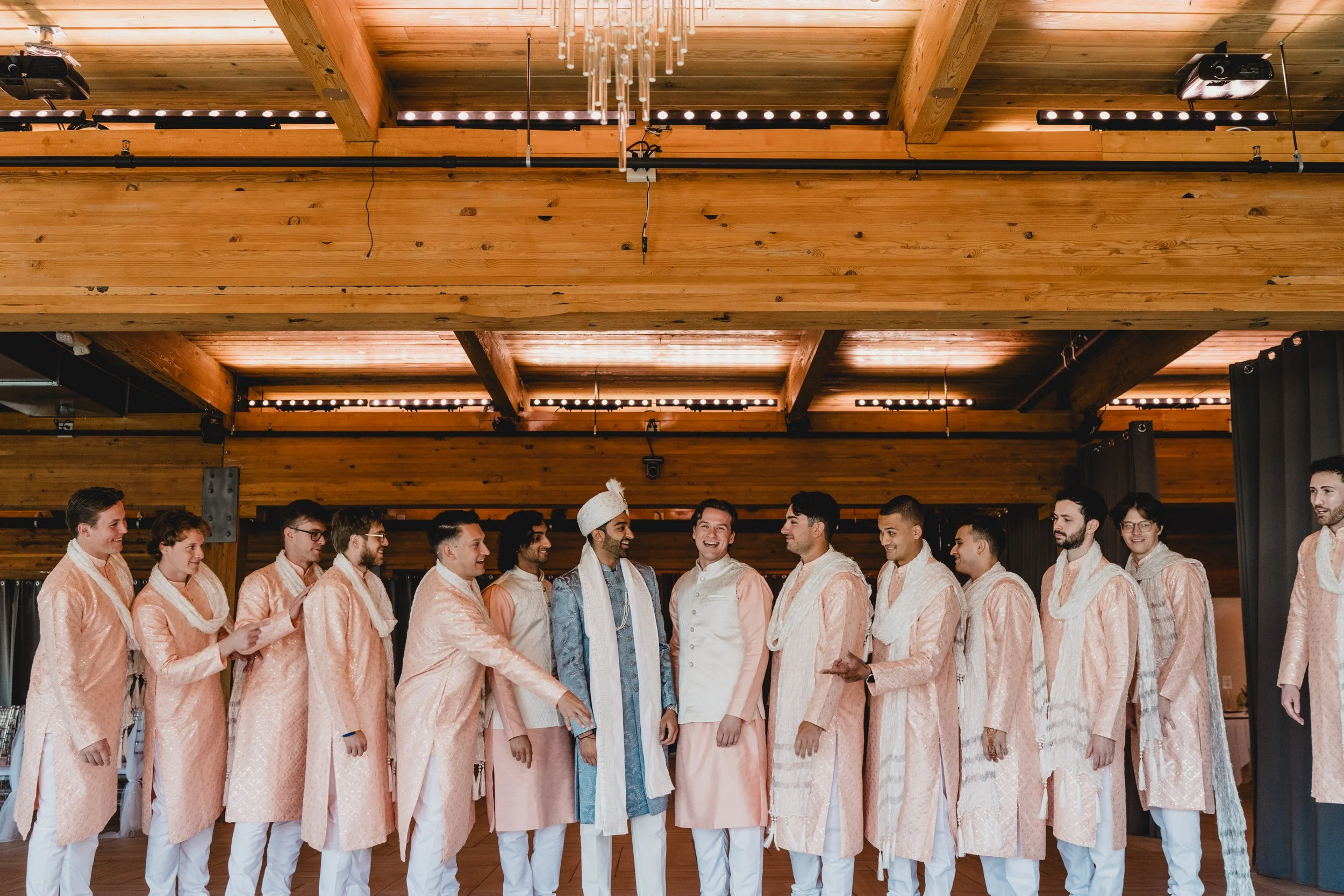 engle-olson-ana-dylan-saint-paul-wedding-previews (22 of 52).jpg