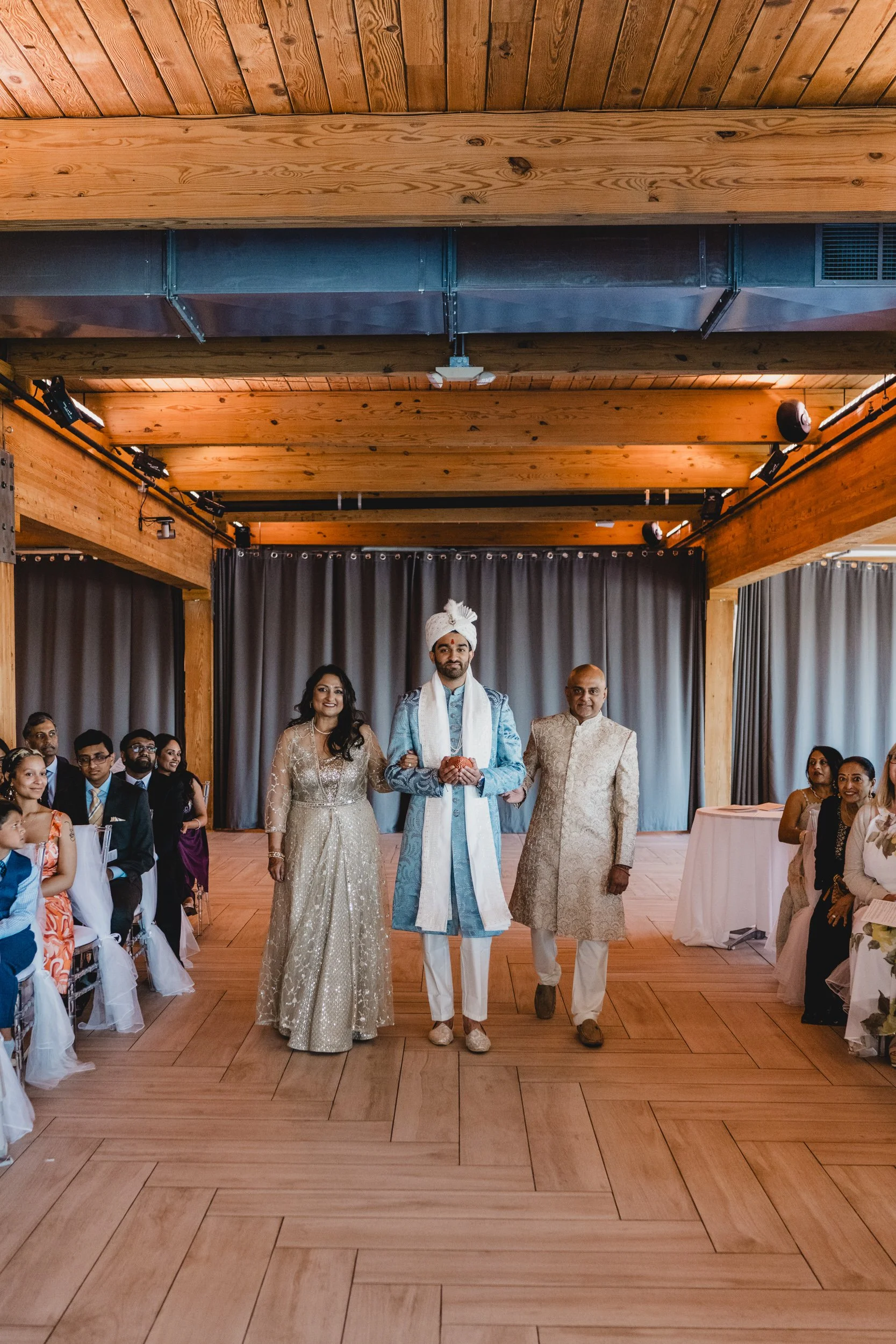 engle-olson-ana-dylan-saint-paul-wedding-previews (26 of 52).jpg