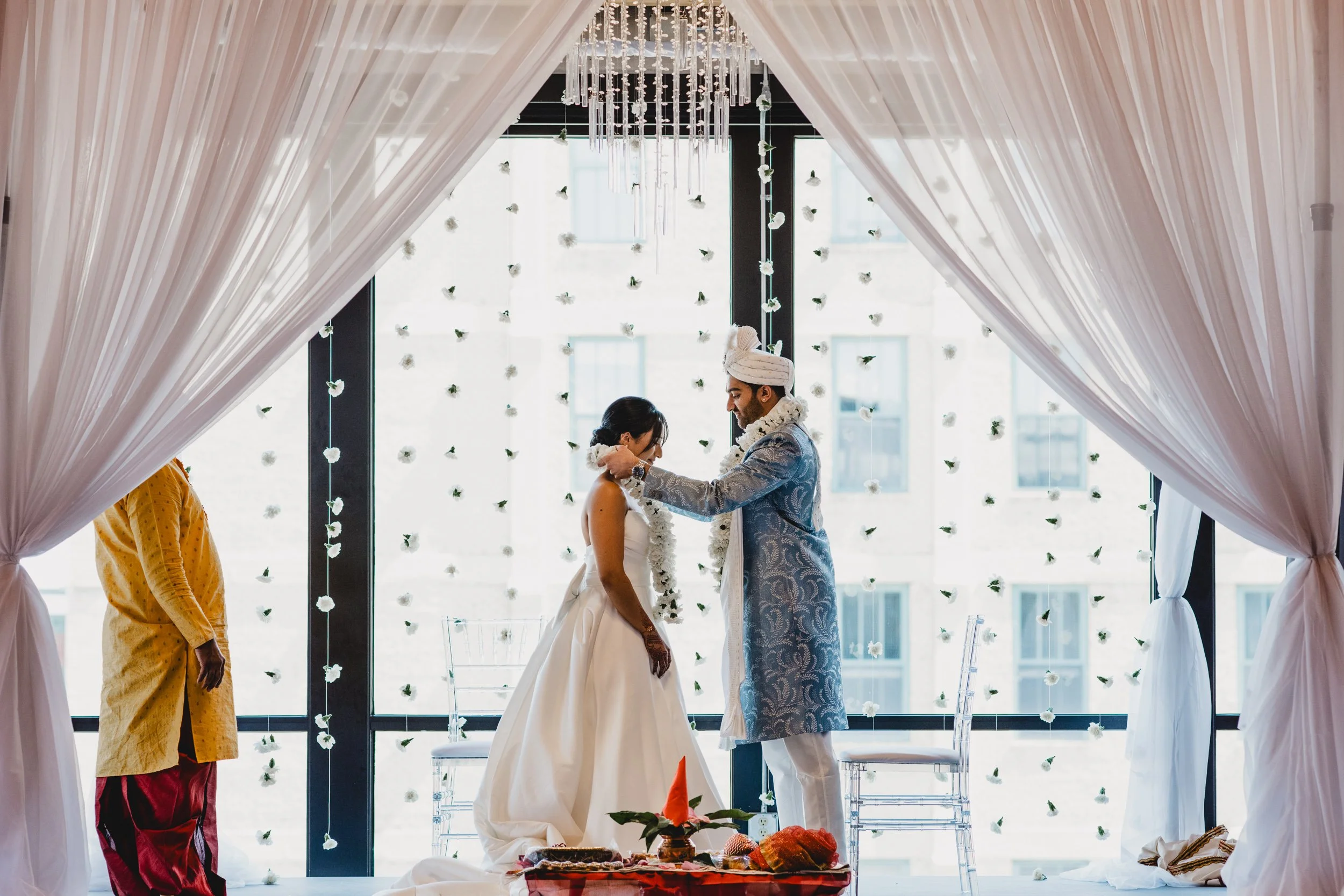 engle-olson-ana-dylan-saint-paul-wedding-previews (30 of 52).jpg