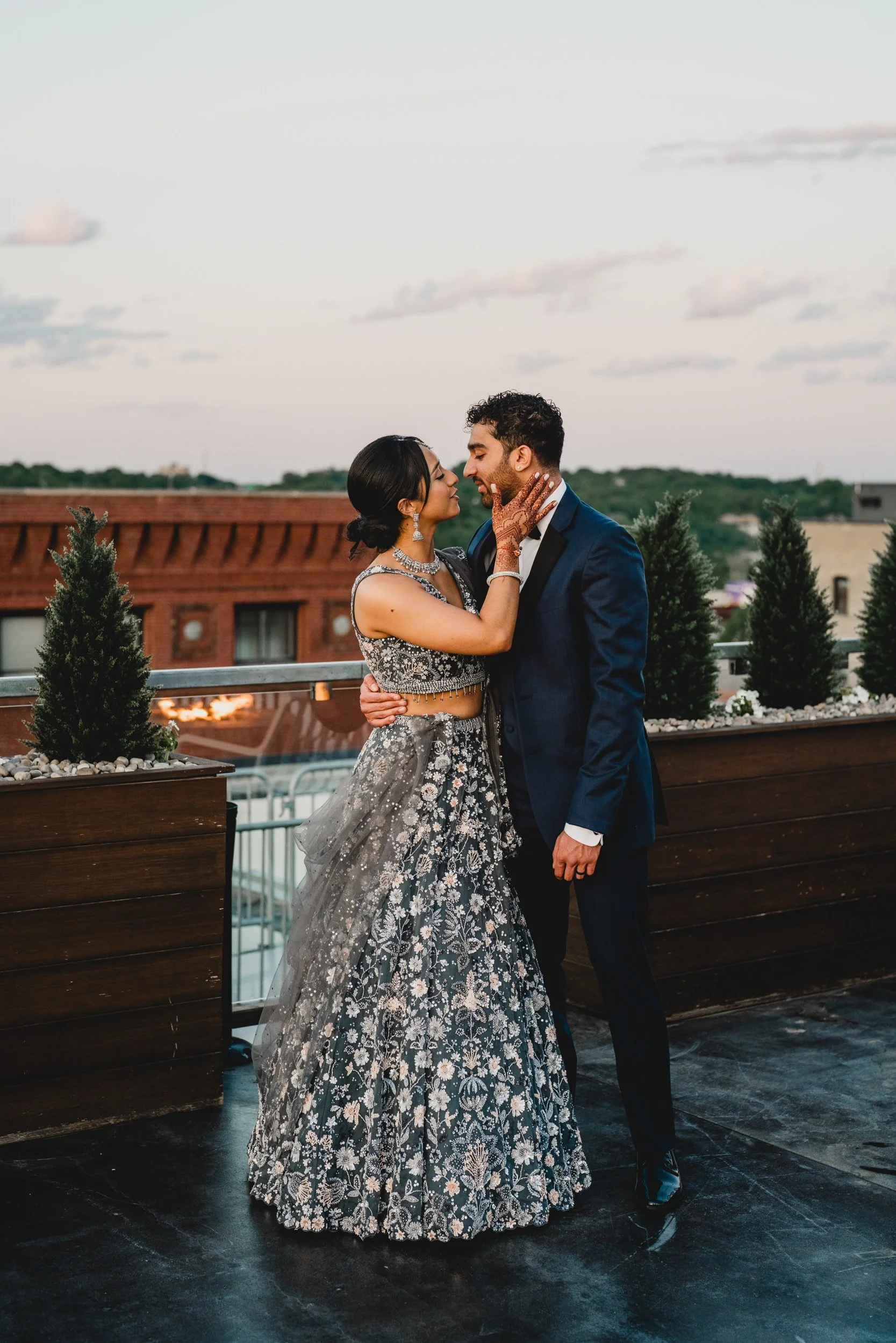 engle-olson-ana-dylan-saint-paul-wedding-previews (43 of 52).jpg