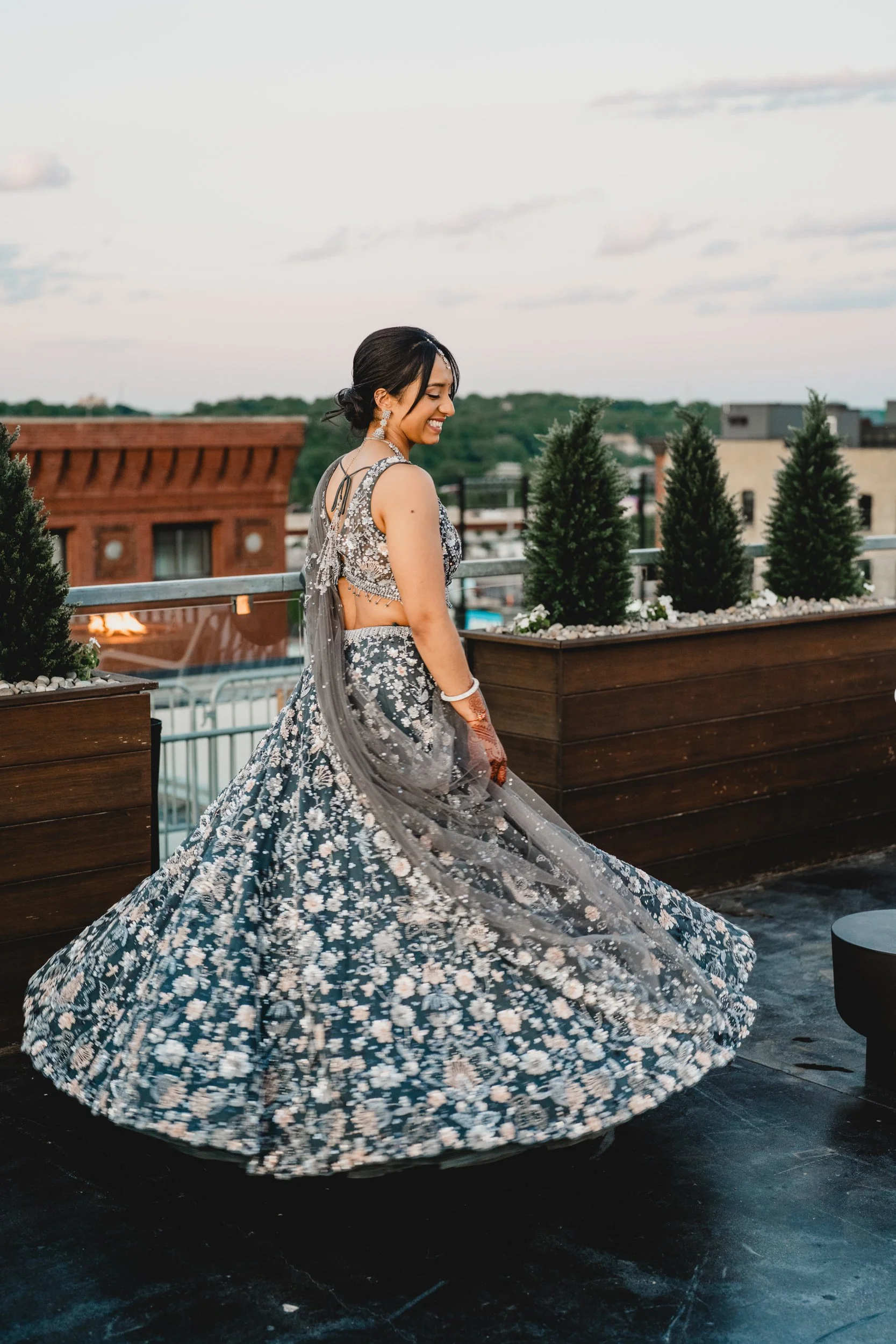 engle-olson-ana-dylan-saint-paul-wedding-previews (45 of 52).jpg