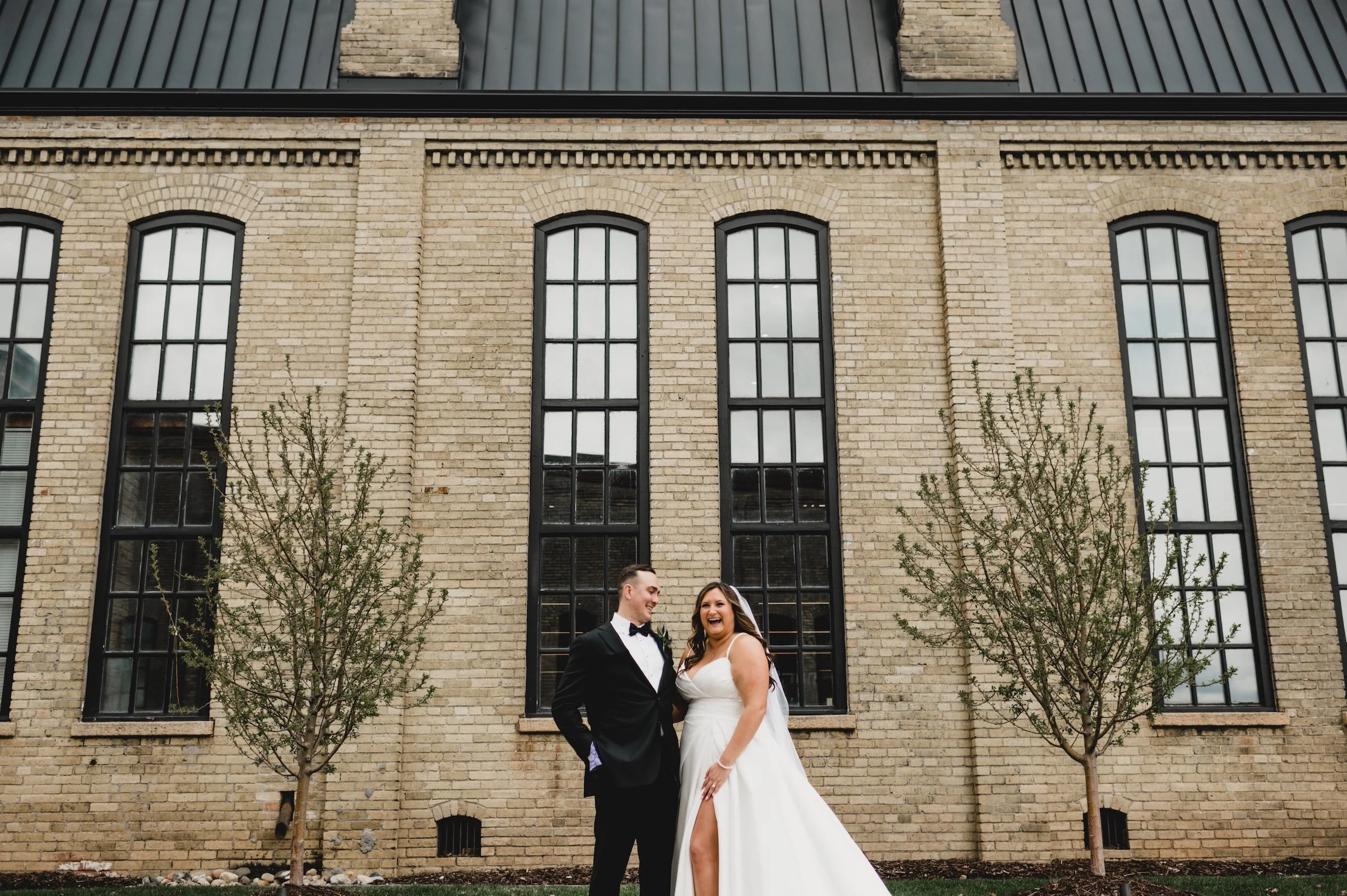 engle-olson-sam-colton-wedding-essence event center-previews- (15 of 49).jpg