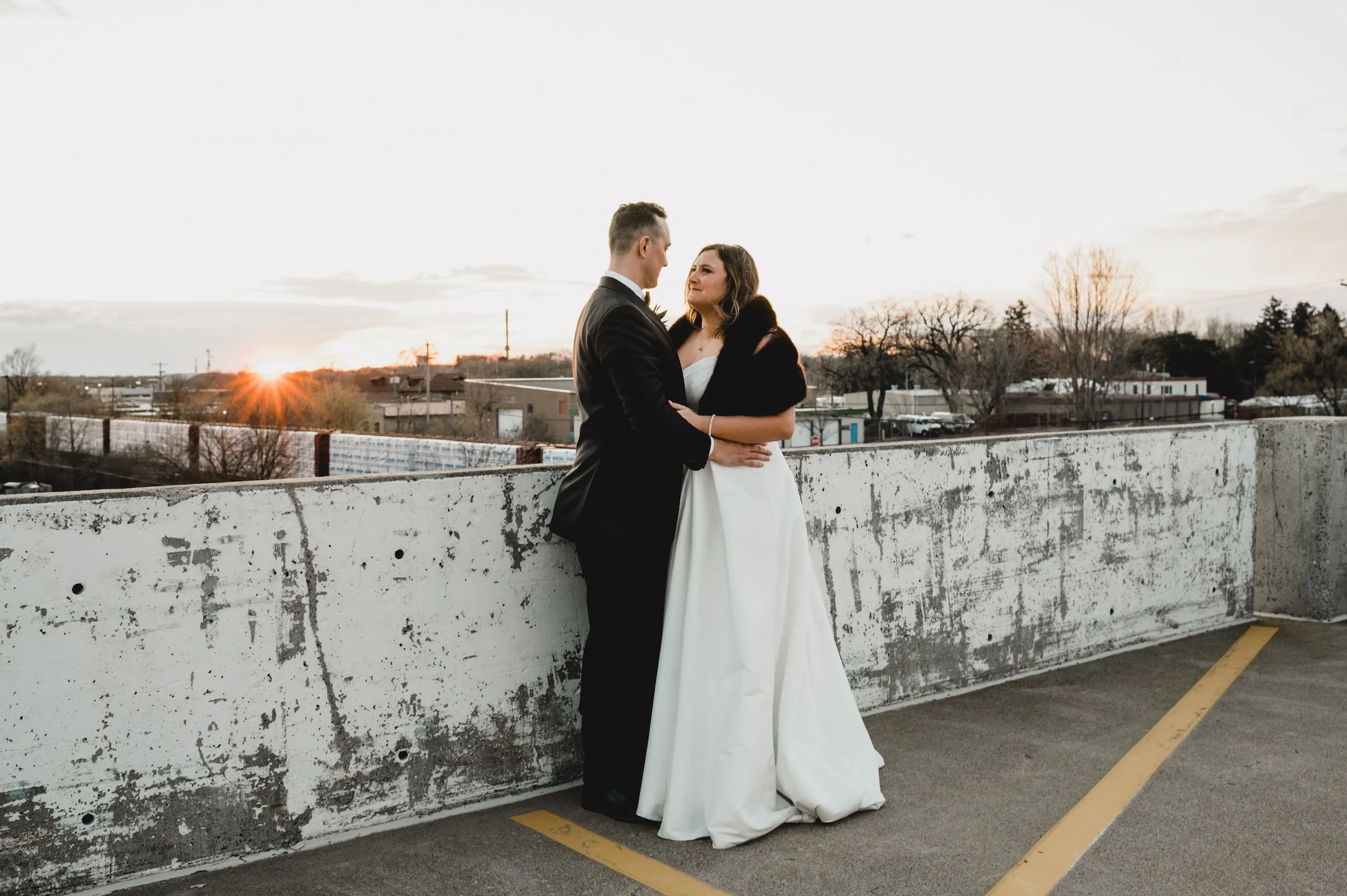 engle-olson-sam-colton-wedding-essence event center-previews- (45 of 49).jpg