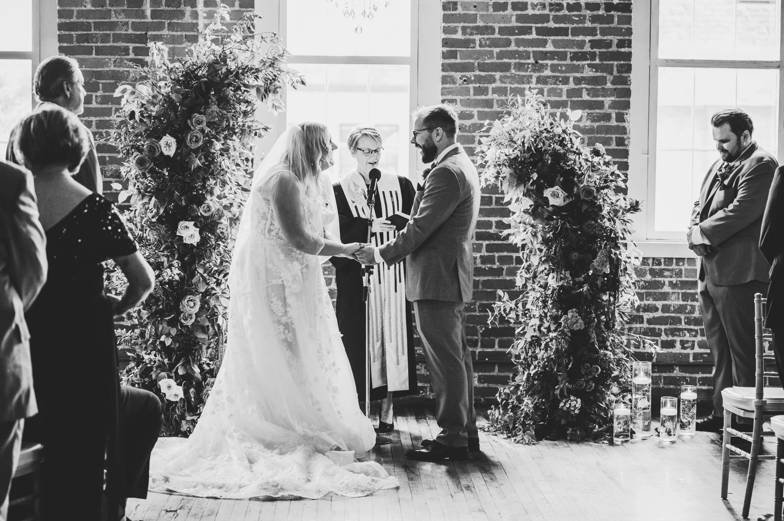 engle-olson-tessa-eric-wedding-previews- (15 of 45).jpg