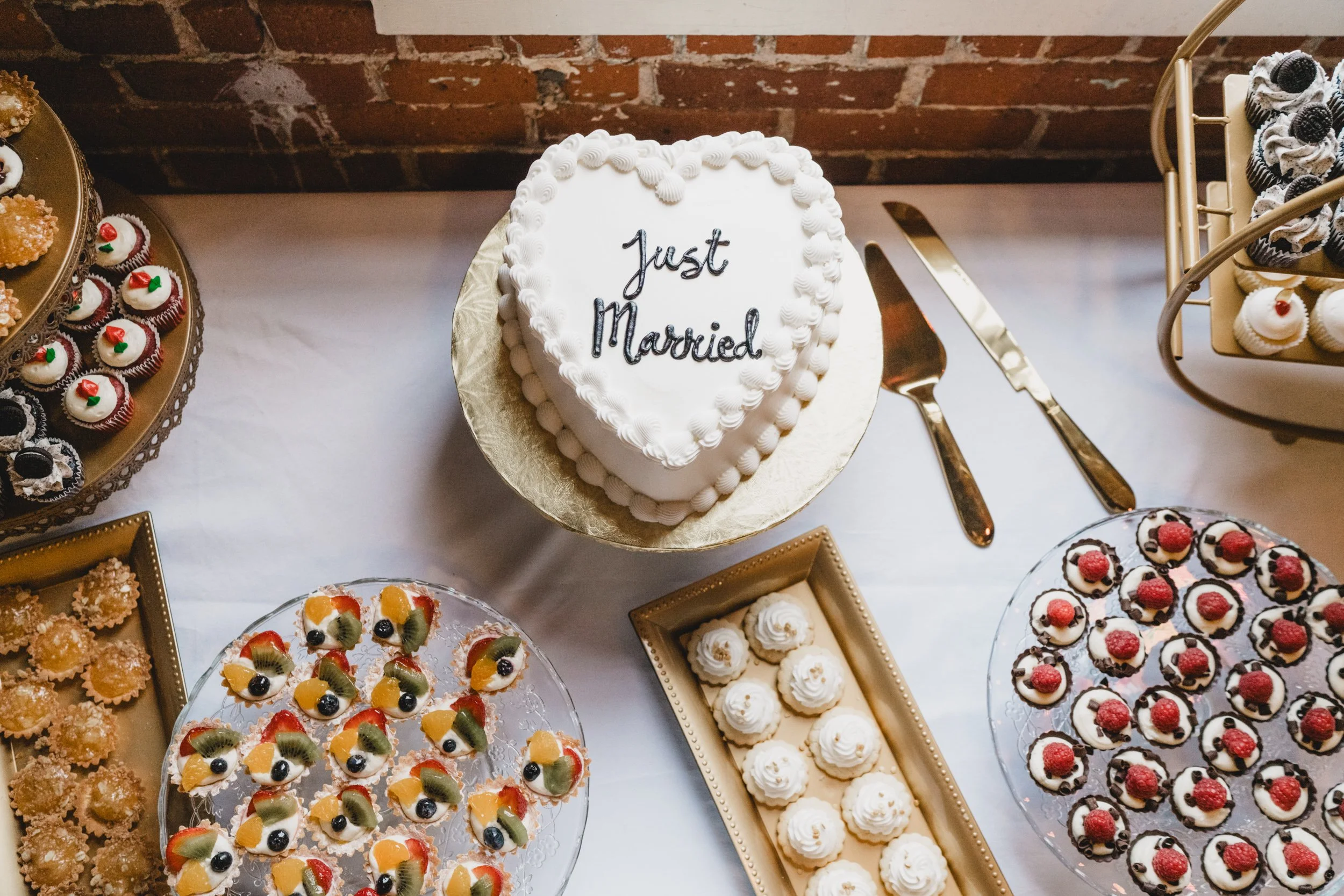 engle-olson-tessa-eric-wedding-previews- (31 of 45).jpg