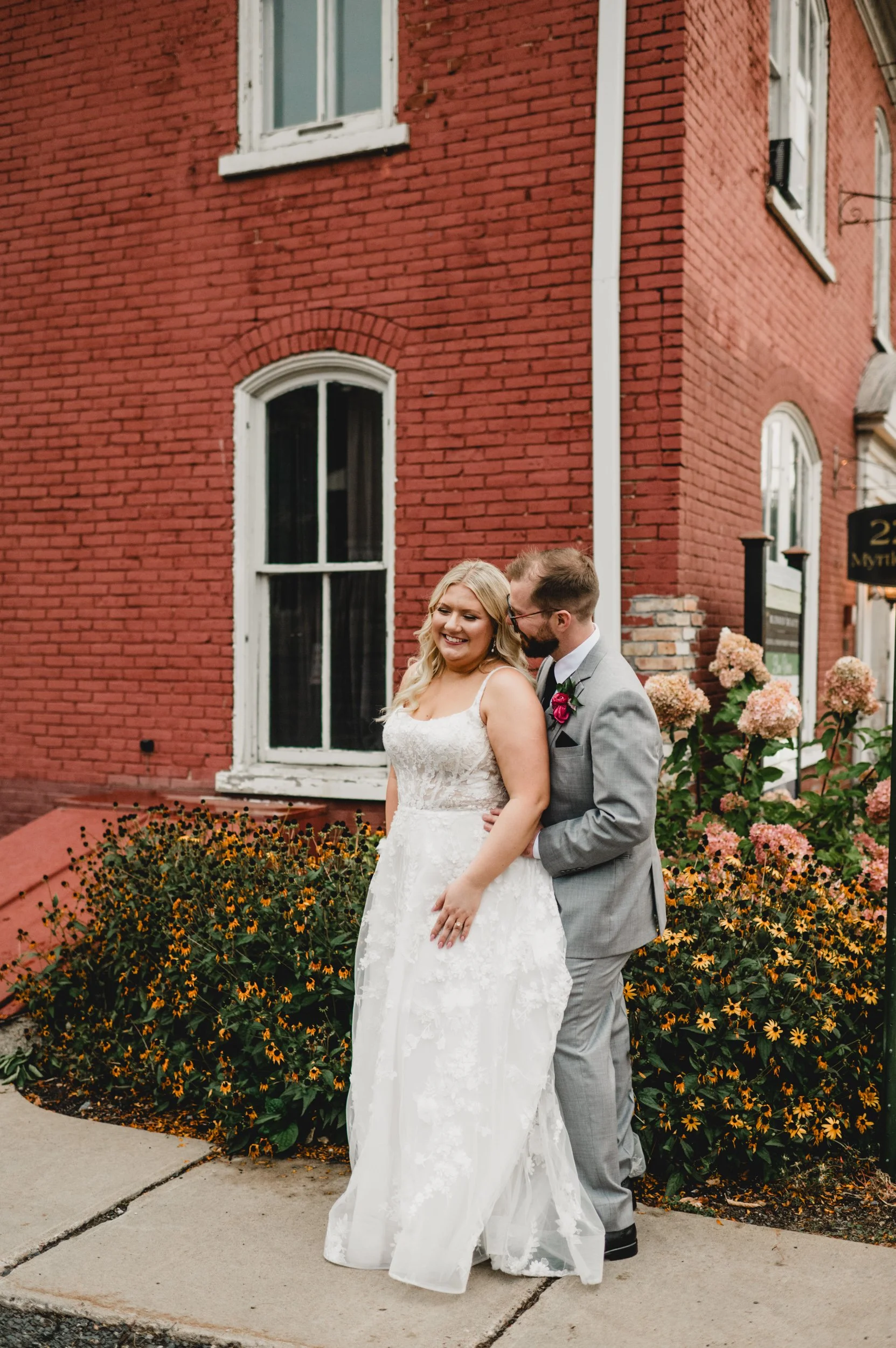 engle-olson-tessa-eric-wedding-previews- (32 of 45).jpg
