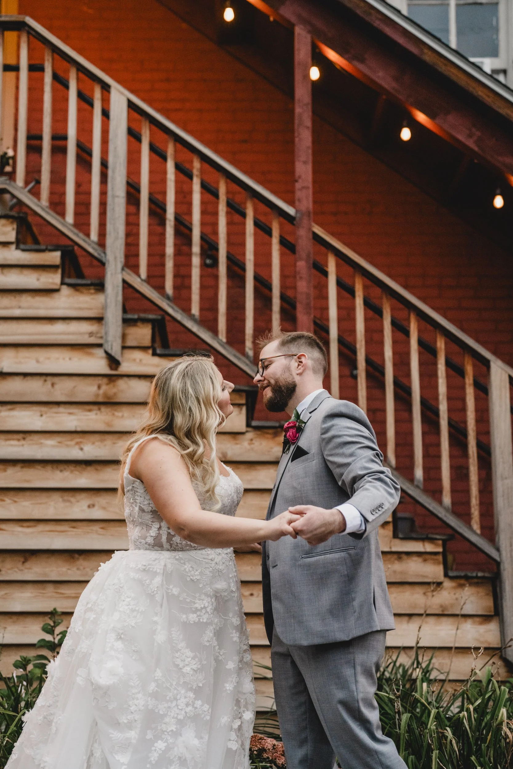 engle-olson-tessa-eric-wedding-previews- (36 of 45).jpg