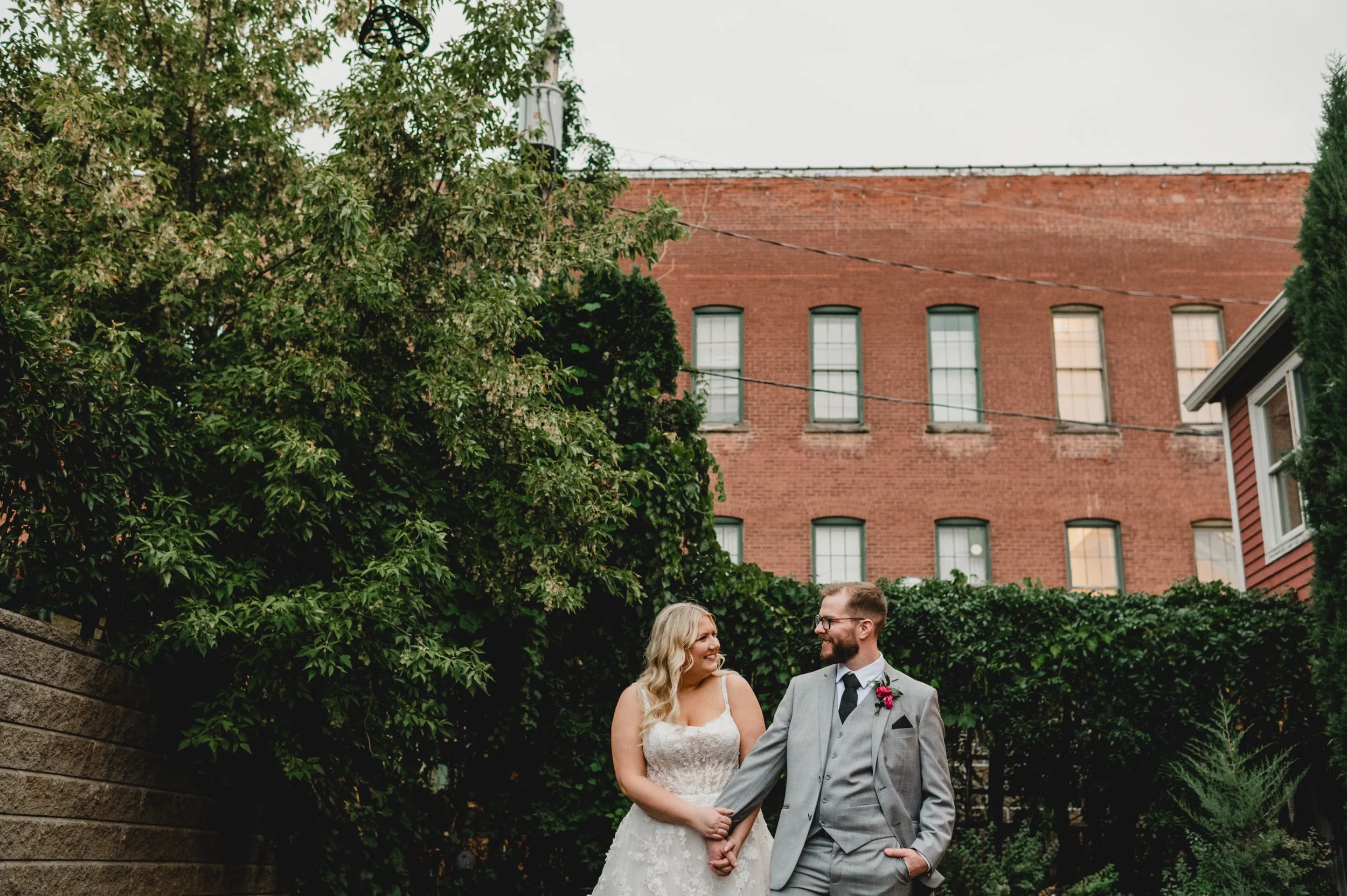 engle-olson-tessa-eric-wedding-previews- (38 of 45).jpg