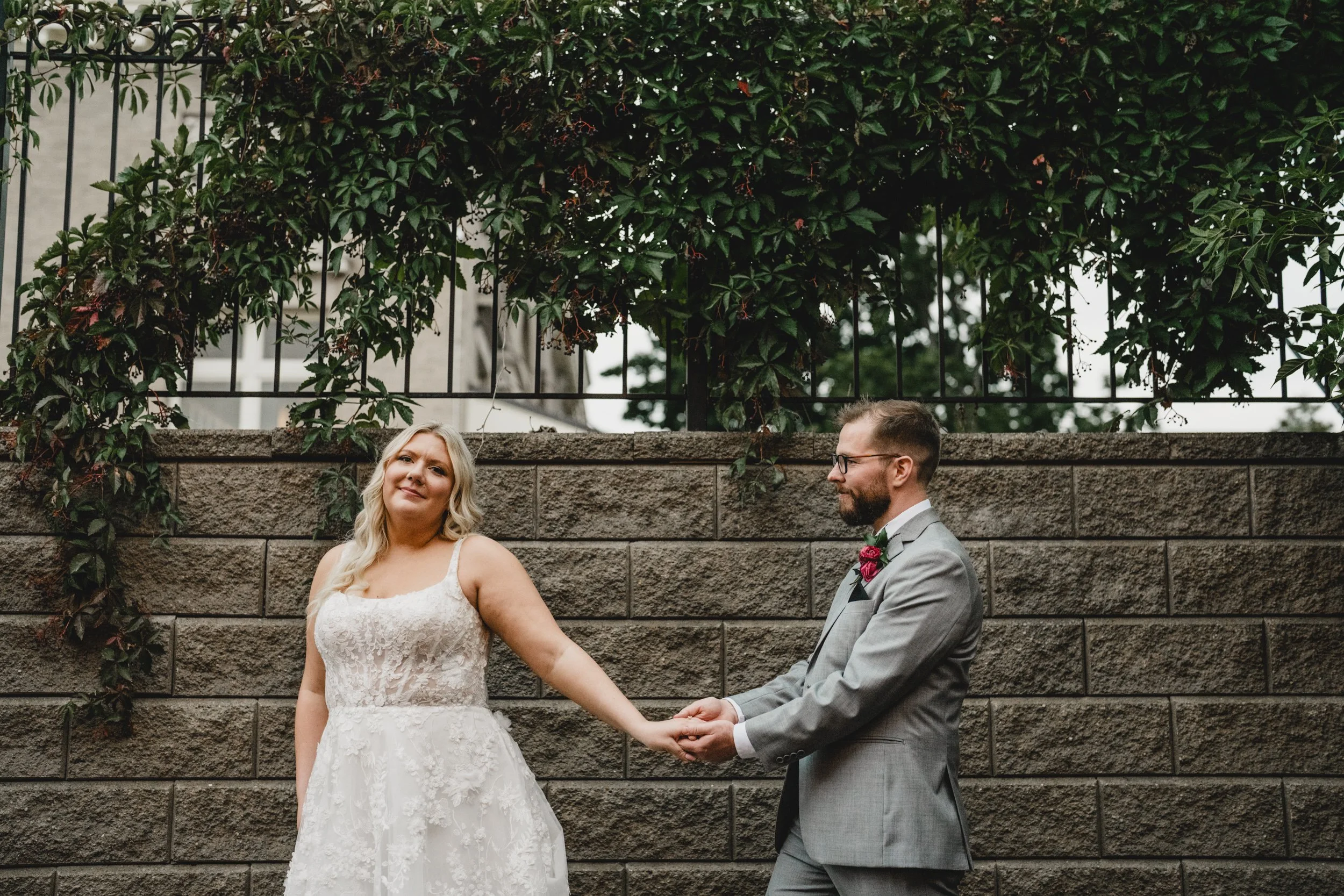 engle-olson-tessa-eric-wedding-previews- (39 of 45).jpg