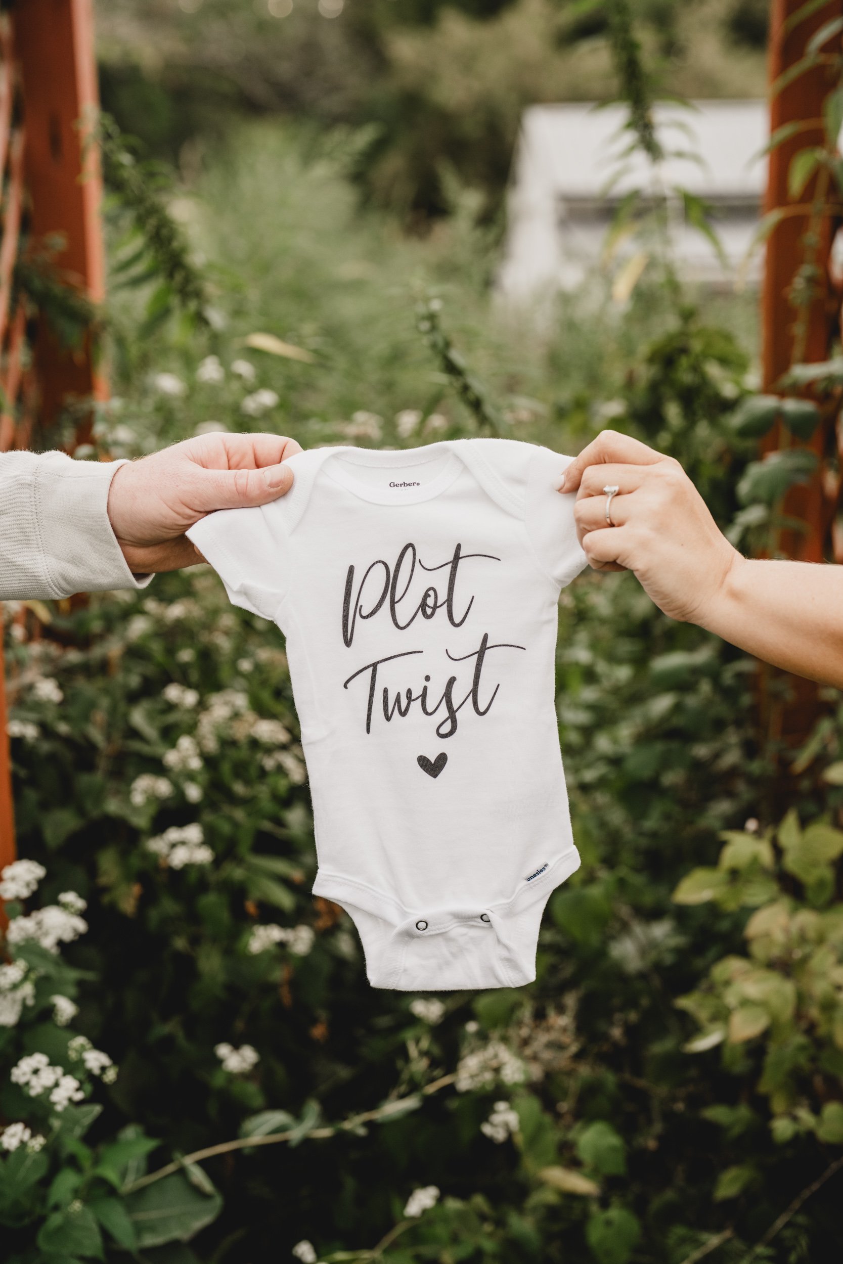 engle-olson-hailee-matt-engagement-session-previews- (3 of 37).jpg