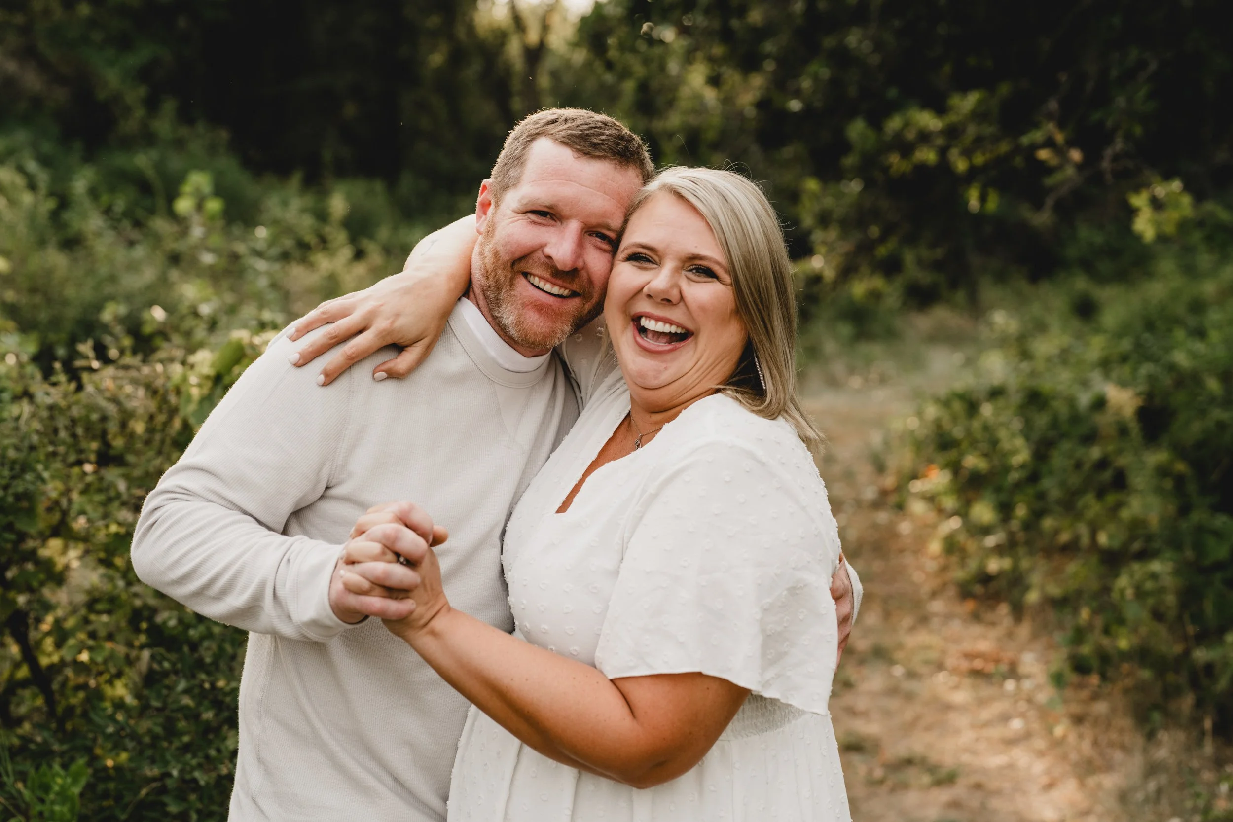 engle-olson-hailee-matt-engagement-session-previews- (6 of 37).jpg