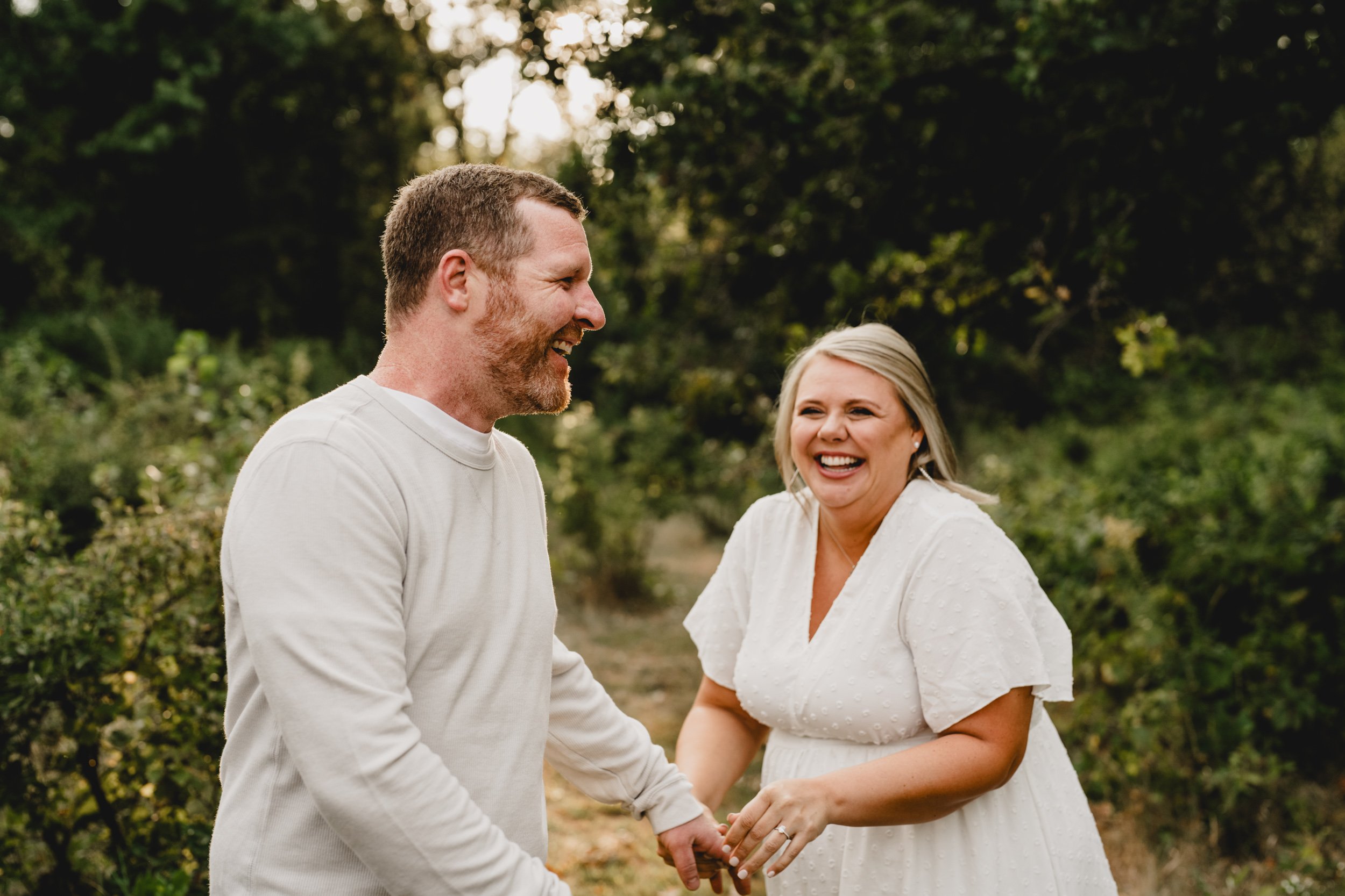 engle-olson-hailee-matt-engagement-session-previews- (8 of 37).jpg