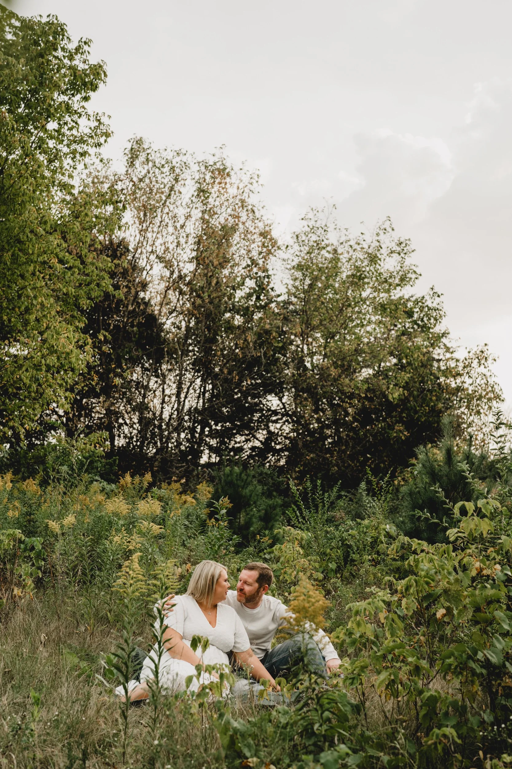 engle-olson-hailee-matt-engagement-session-previews- (17 of 37).jpg