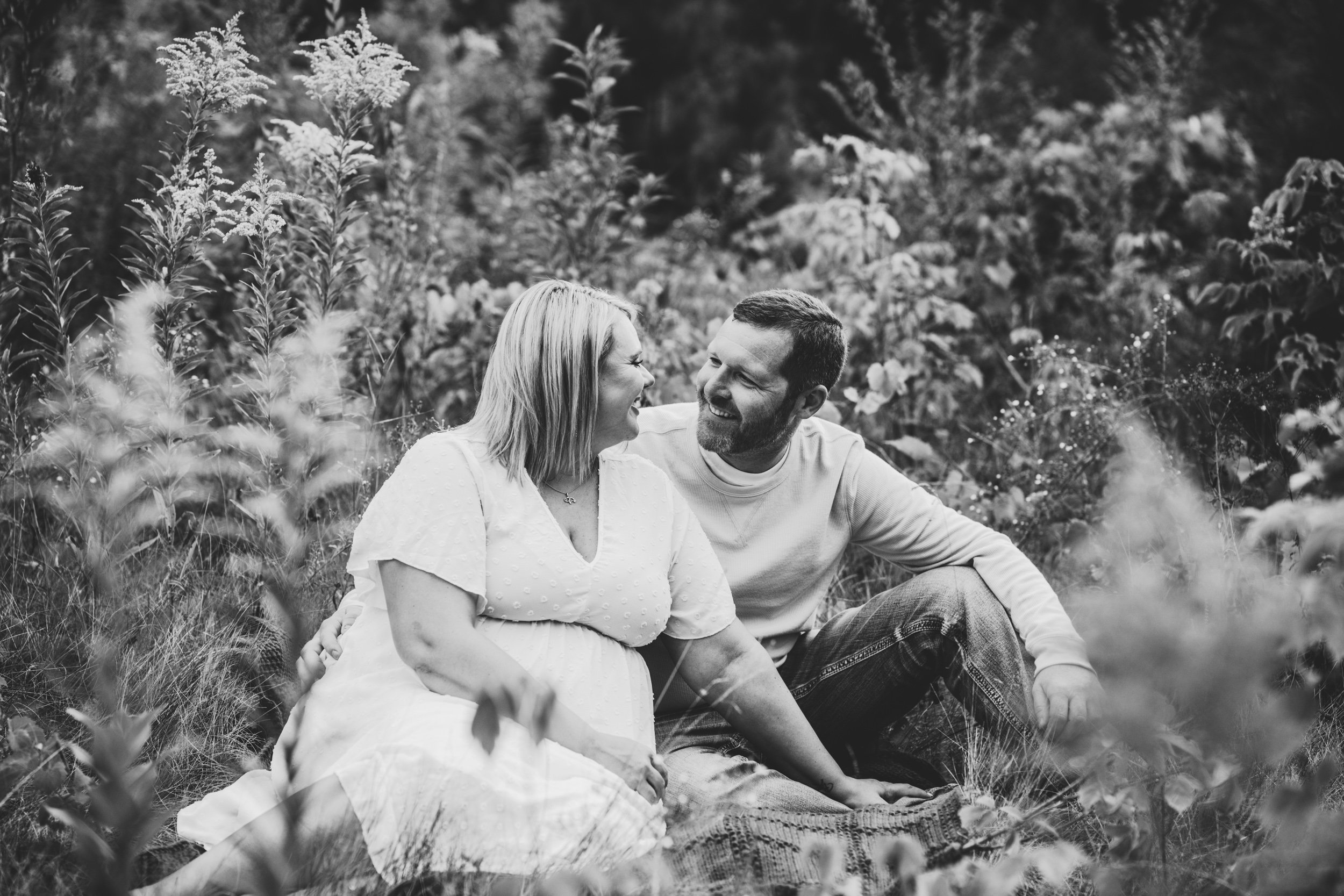 engle-olson-hailee-matt-engagement-session-previews- (18 of 37).jpg