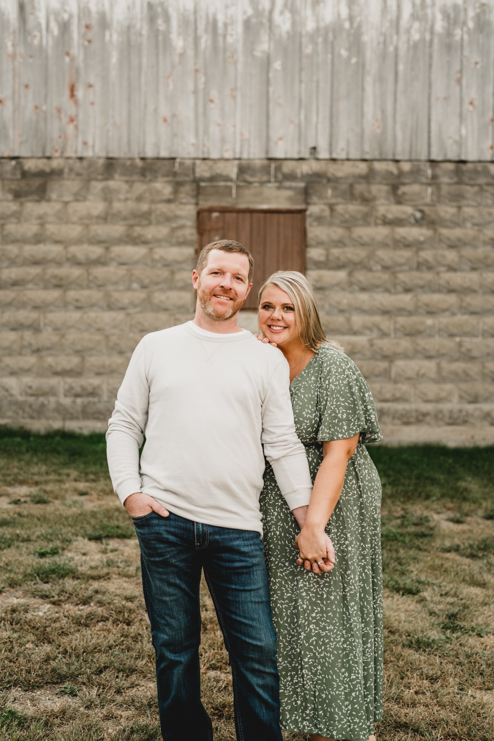 engle-olson-hailee-matt-engagement-session-previews- (22 of 37).jpg