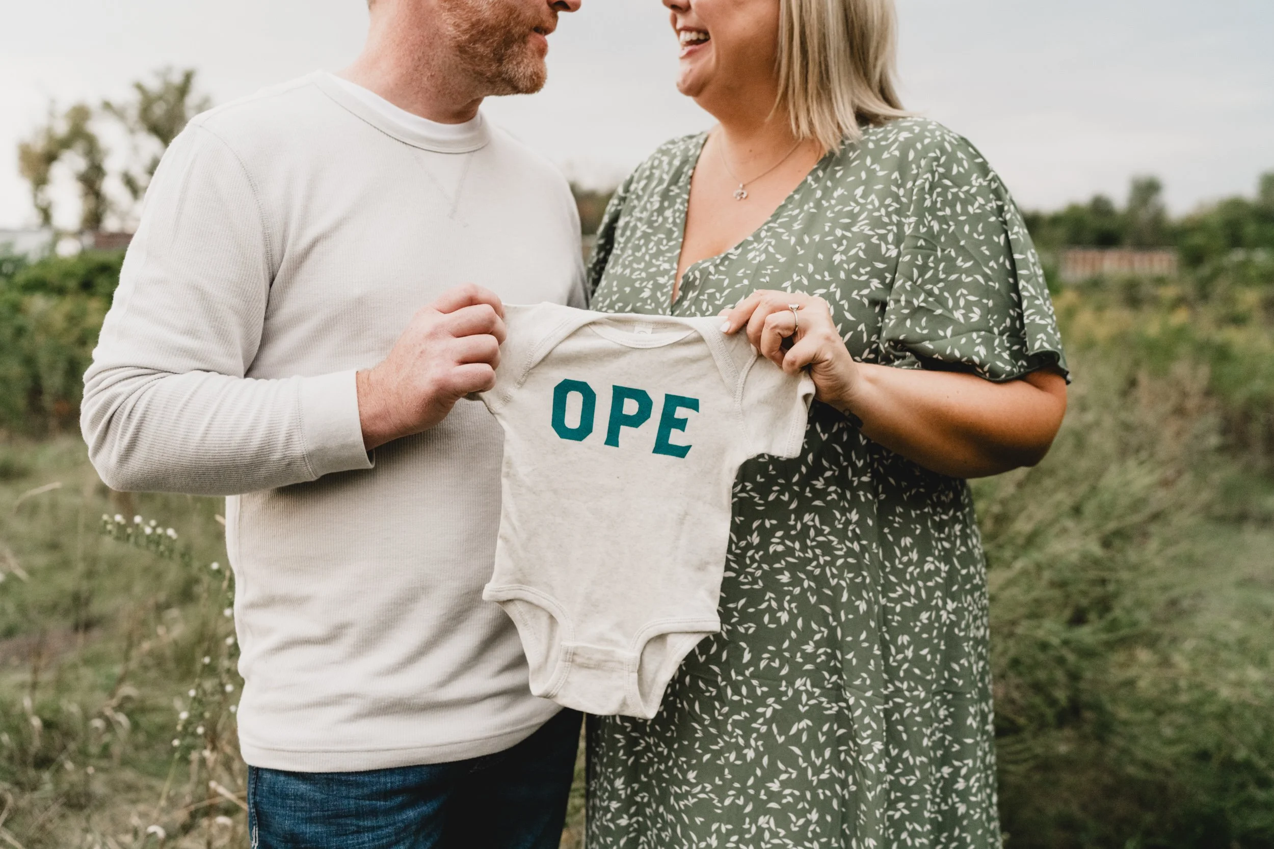 engle-olson-hailee-matt-engagement-session-previews- (33 of 37).jpg