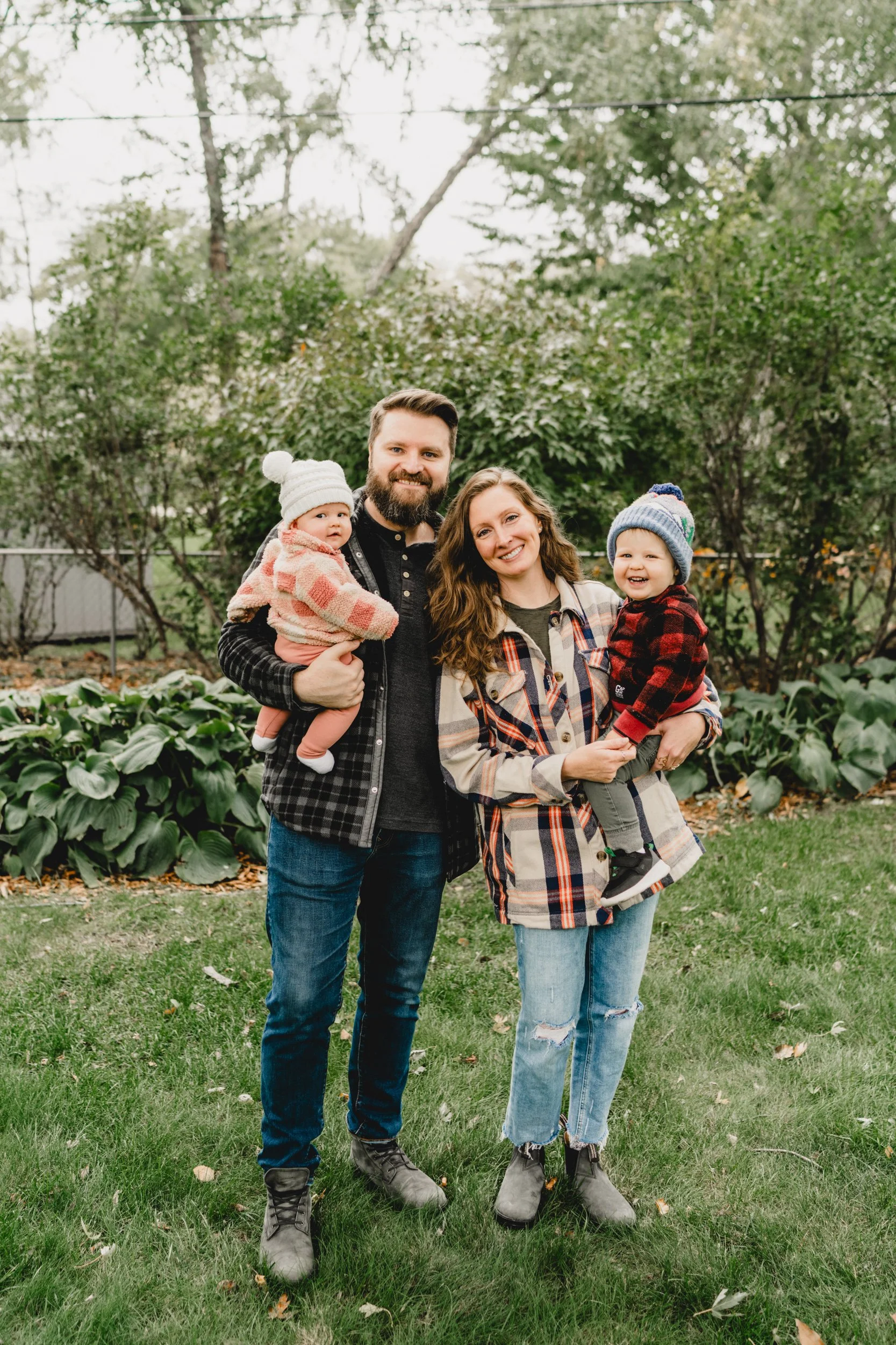 engle-olson-jenquist-family-session-previews- (4 of 18).jpg